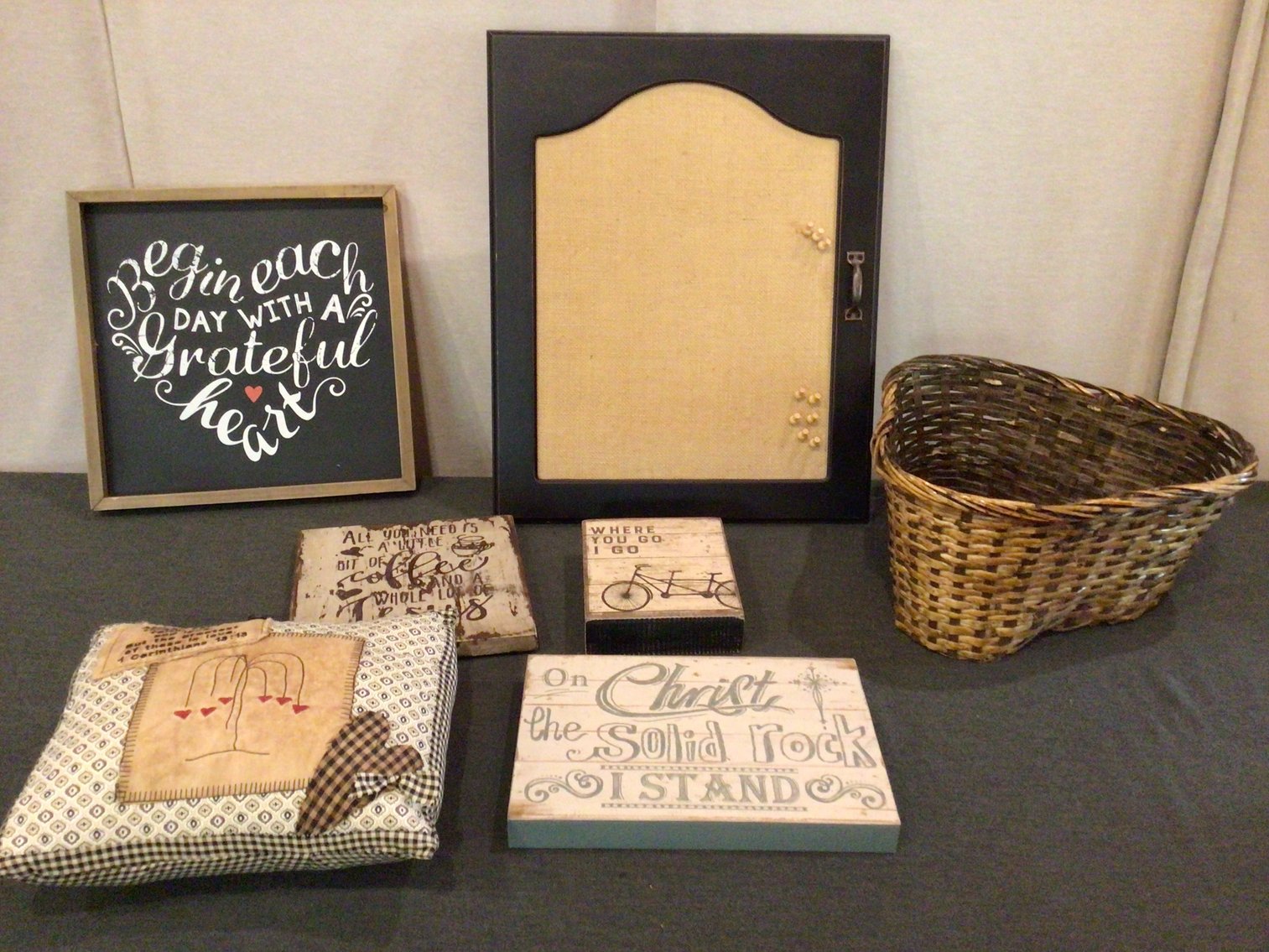 Image for Decorator Lot - Rustic