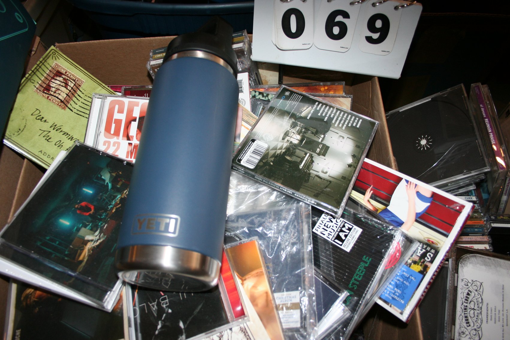 Image for Yeti (New) / CD's