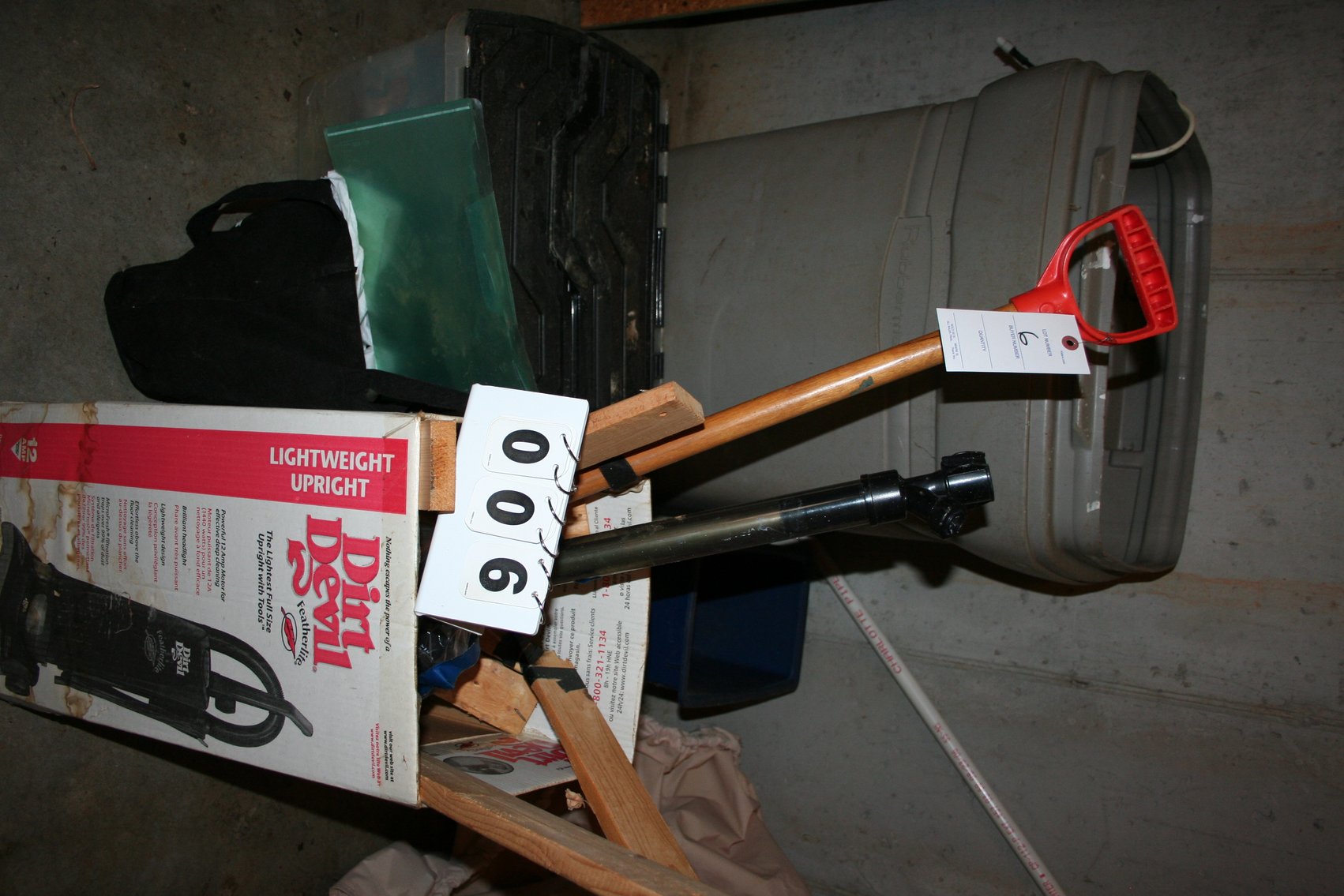 Image for Misc Paint / Trash Can