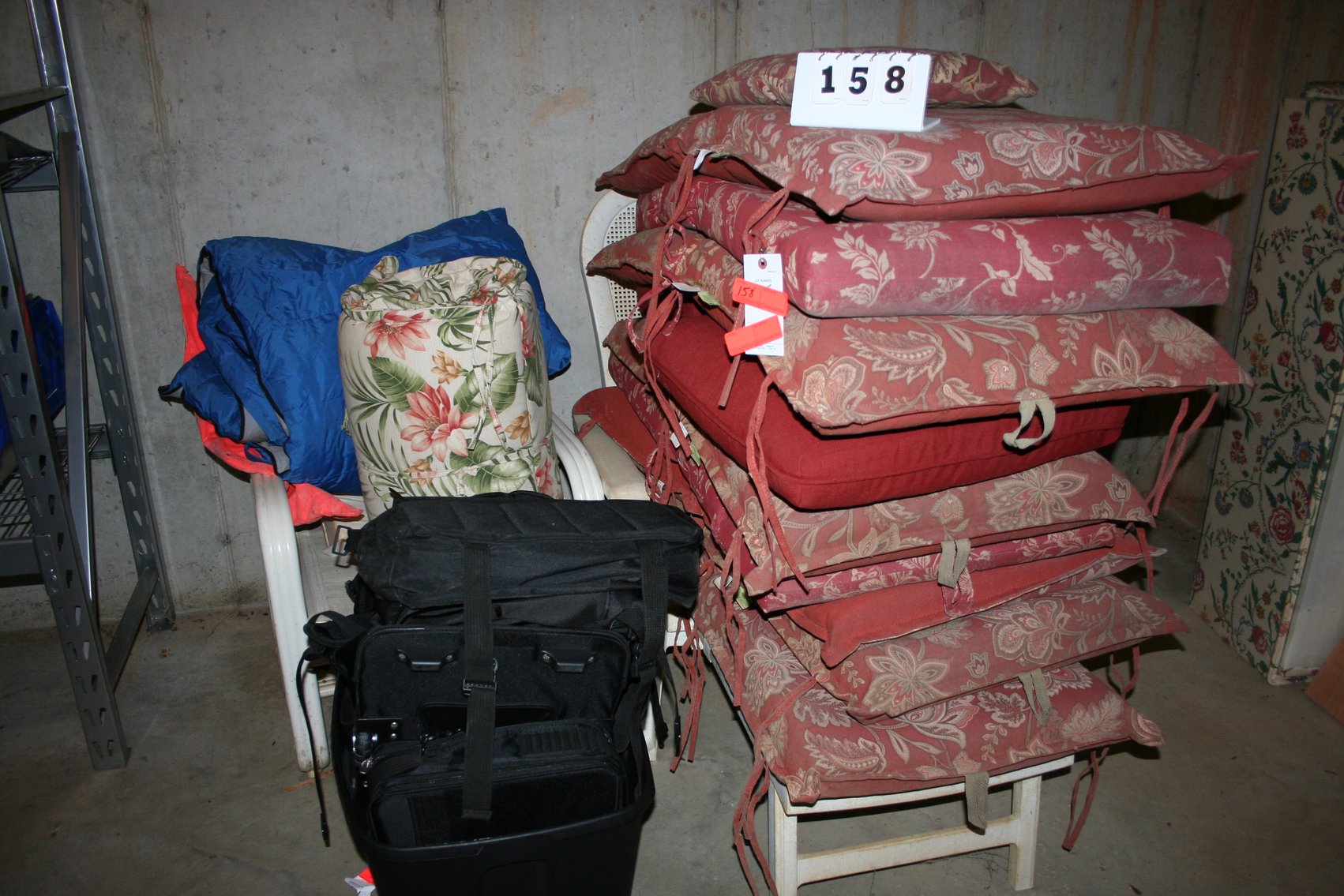 Image for Cushions / Luggage / Chairs