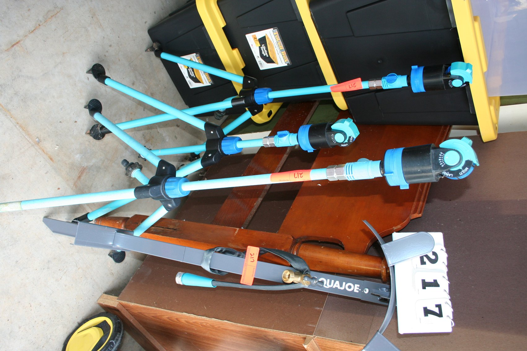 Image for 3 Sprinklers & Hose Stand