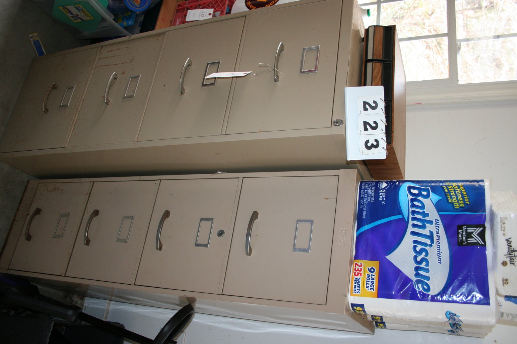 Image for 2 Metal File Cabinets