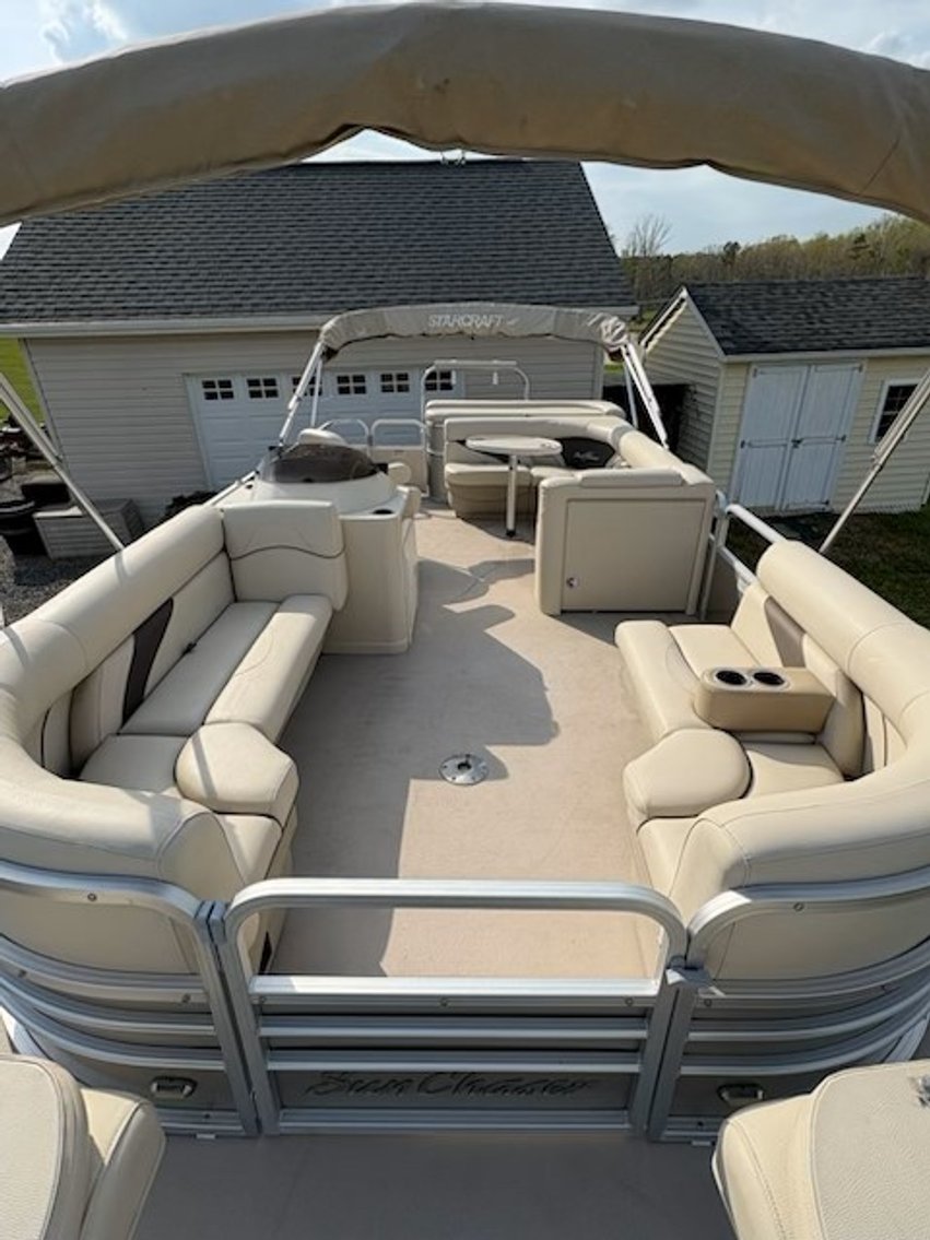 Image for Lot 2 2015 Starcraft Sunchaser Pontoon Boat