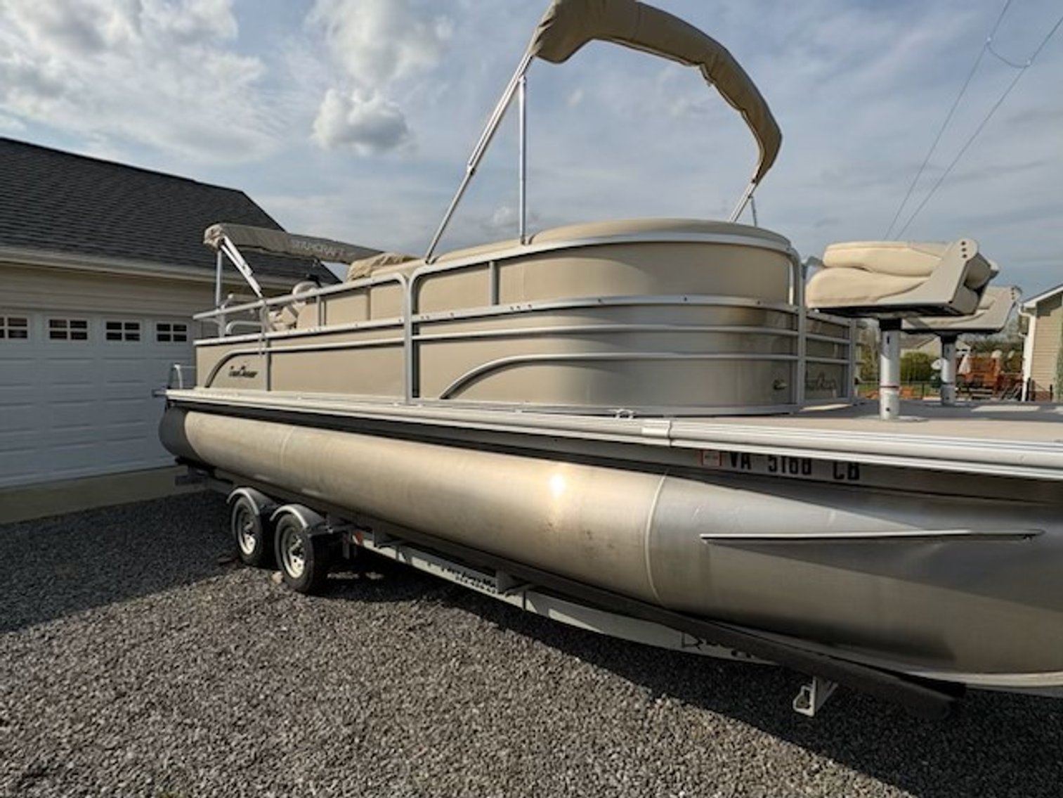 Image for Lot 2 2015 Starcraft Sunchaser Pontoon Boat