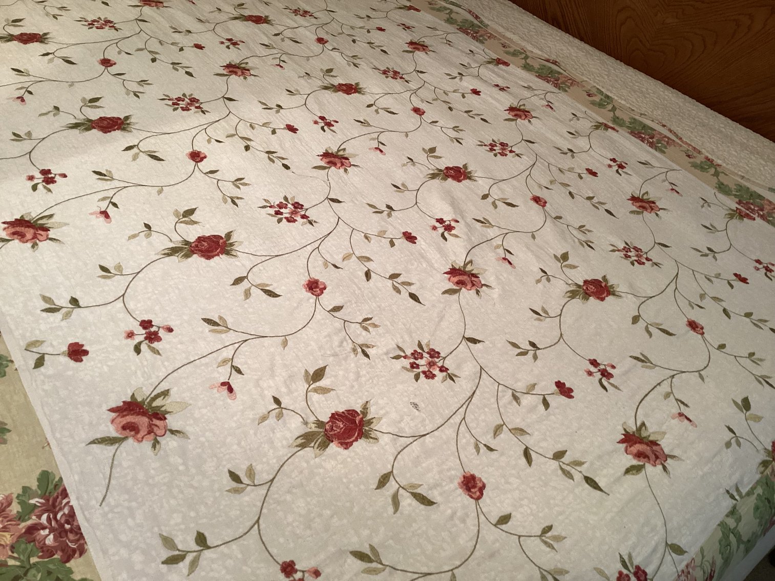 Image for Bedspread and bedding for a King Bed