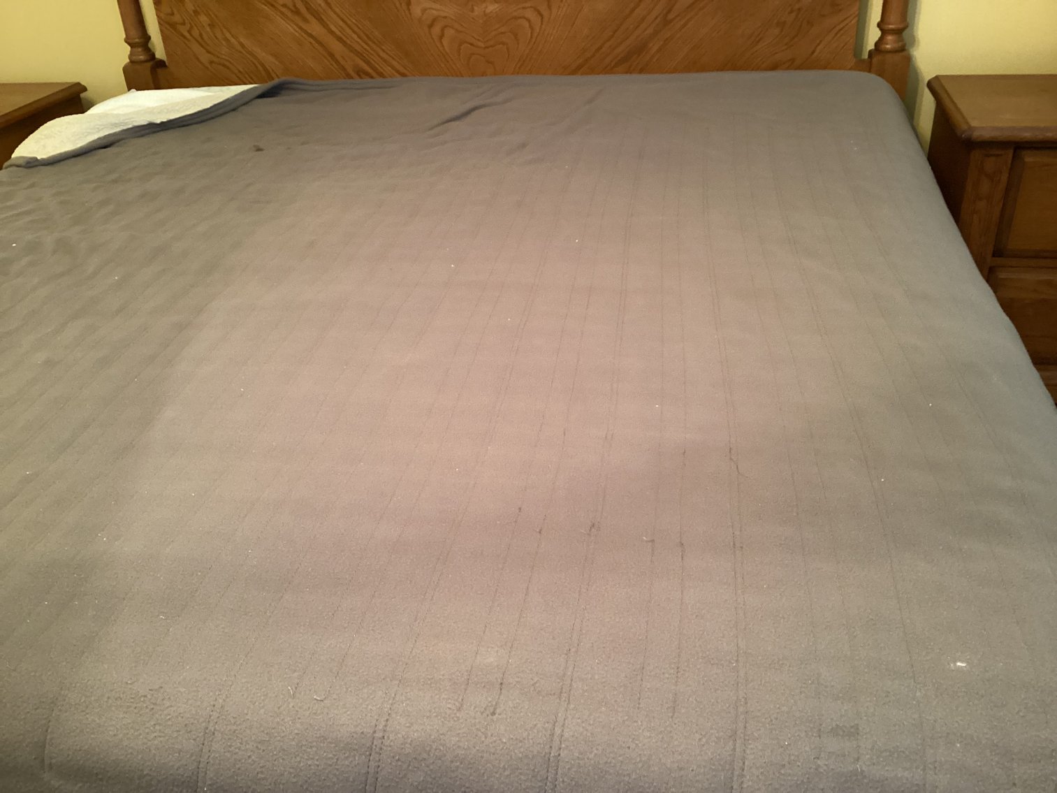 Image for Bedspread and bedding for a King Bed