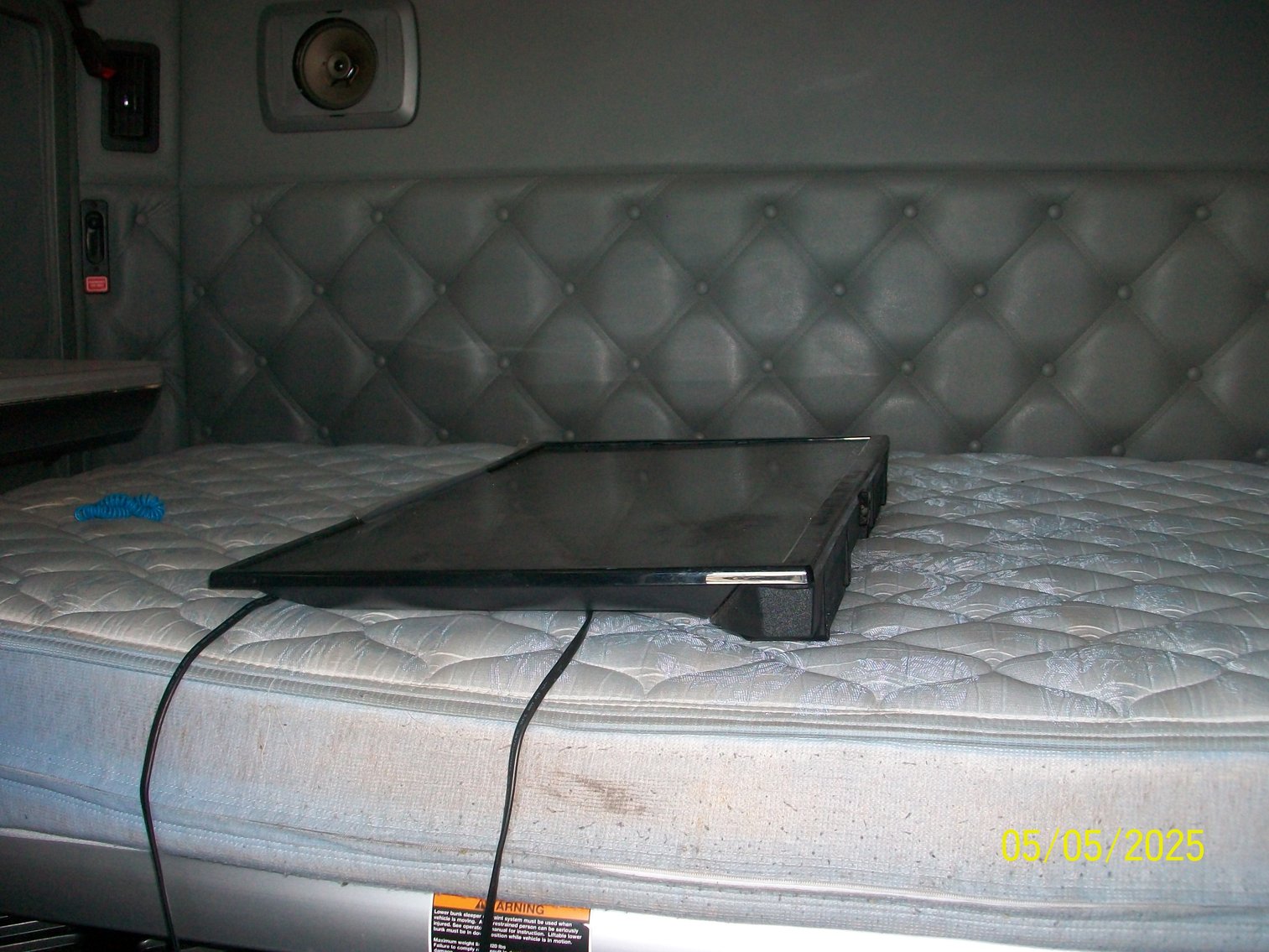 Image for Lot 1-  2015 Kenworth T680 Sleeper Truck