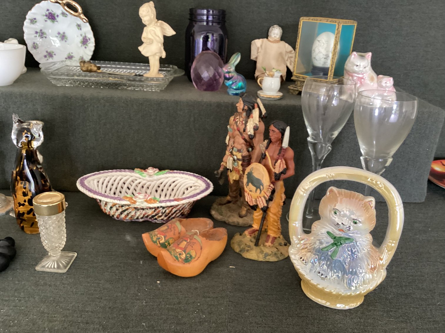 Image for Miscellaneous Decorator’s Lot