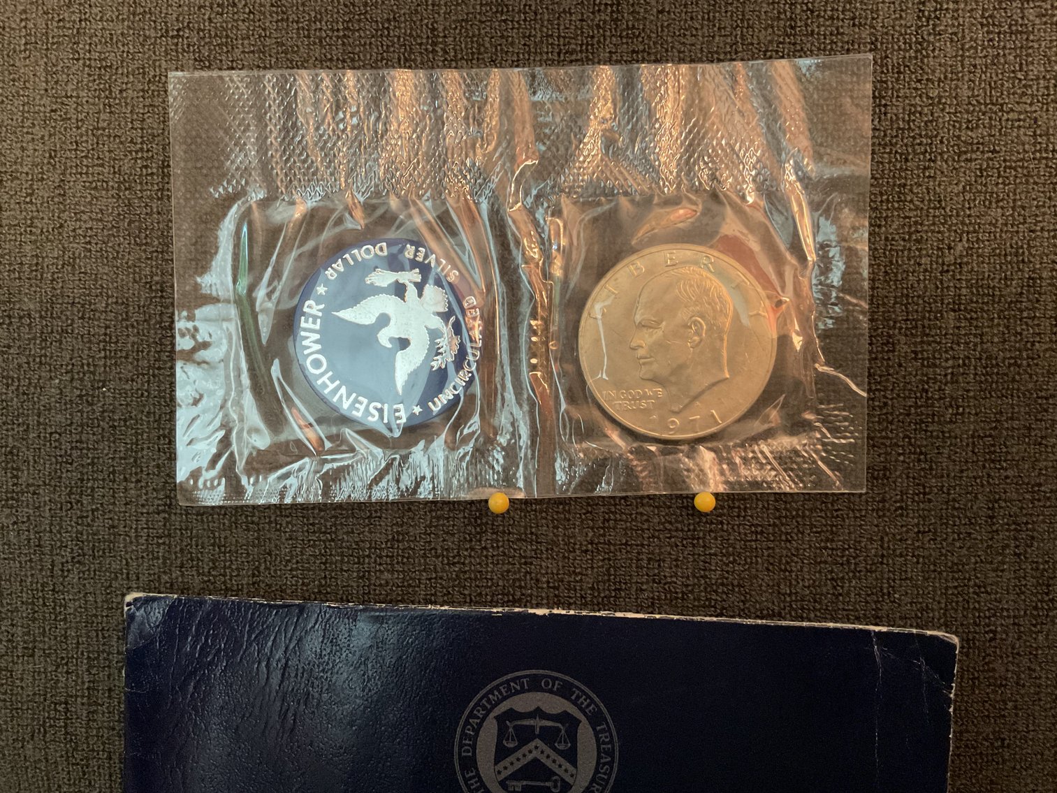 Image for 1971 Uncirculated Eisenhower Silver Dollar