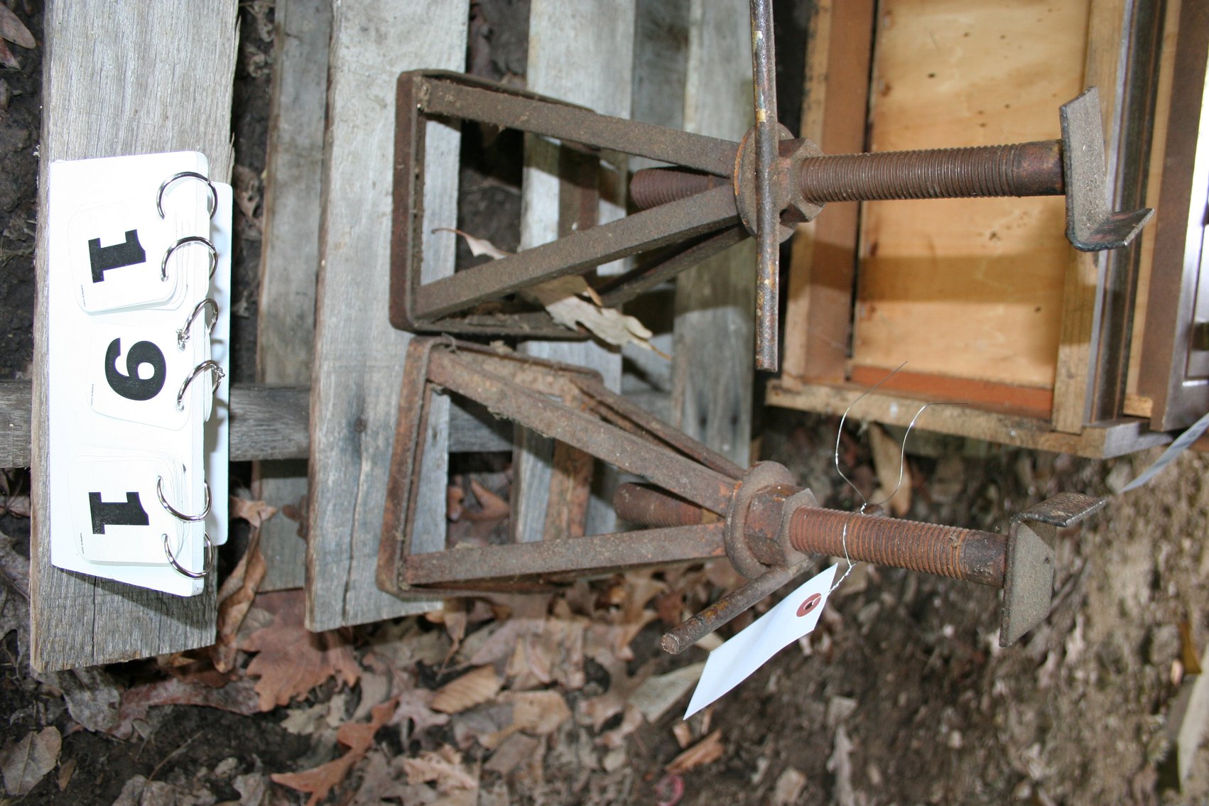 Image for Vintage Screw Jack Stands (2)
