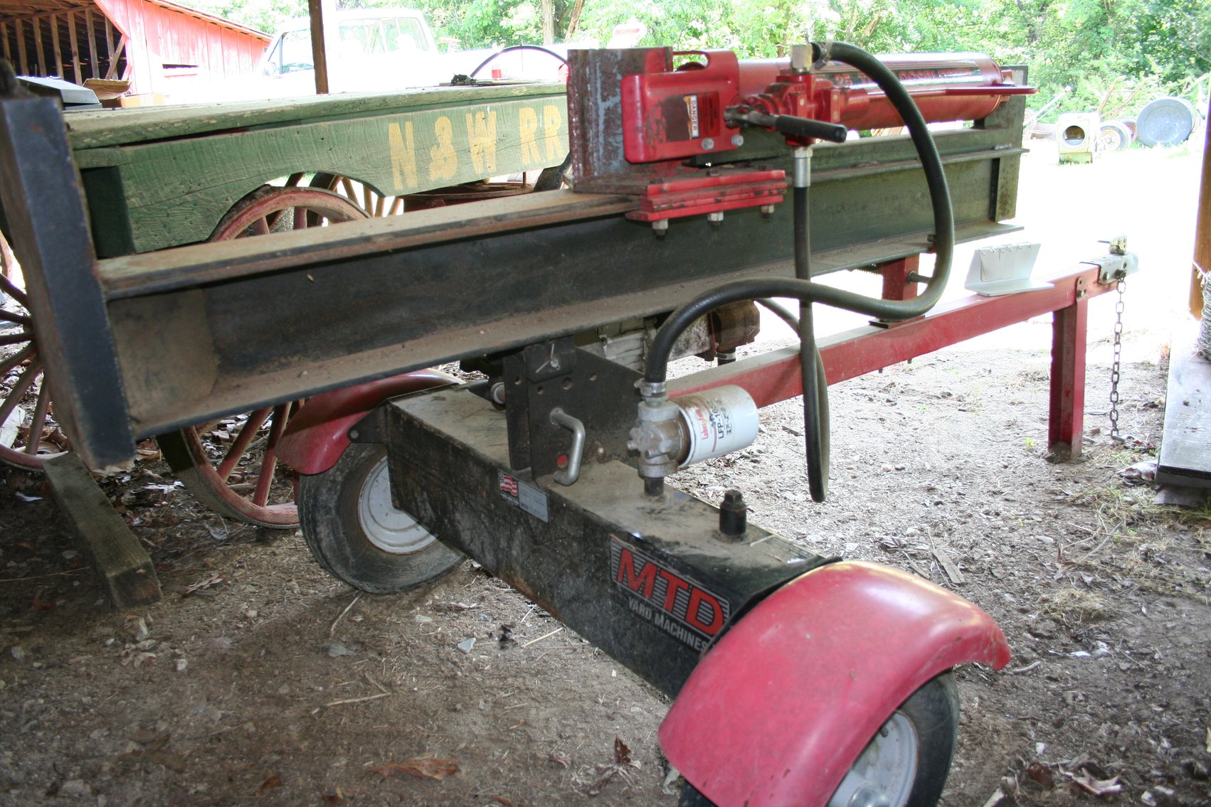 Image for M.T.D. 25 Ton Log Splitter 8 HP Briggs & Stratton Good Condition