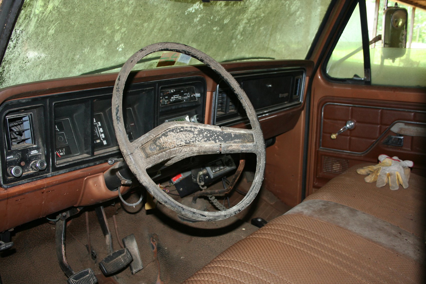 Image for 1974 Ford F-250 Ranger Camper Special 