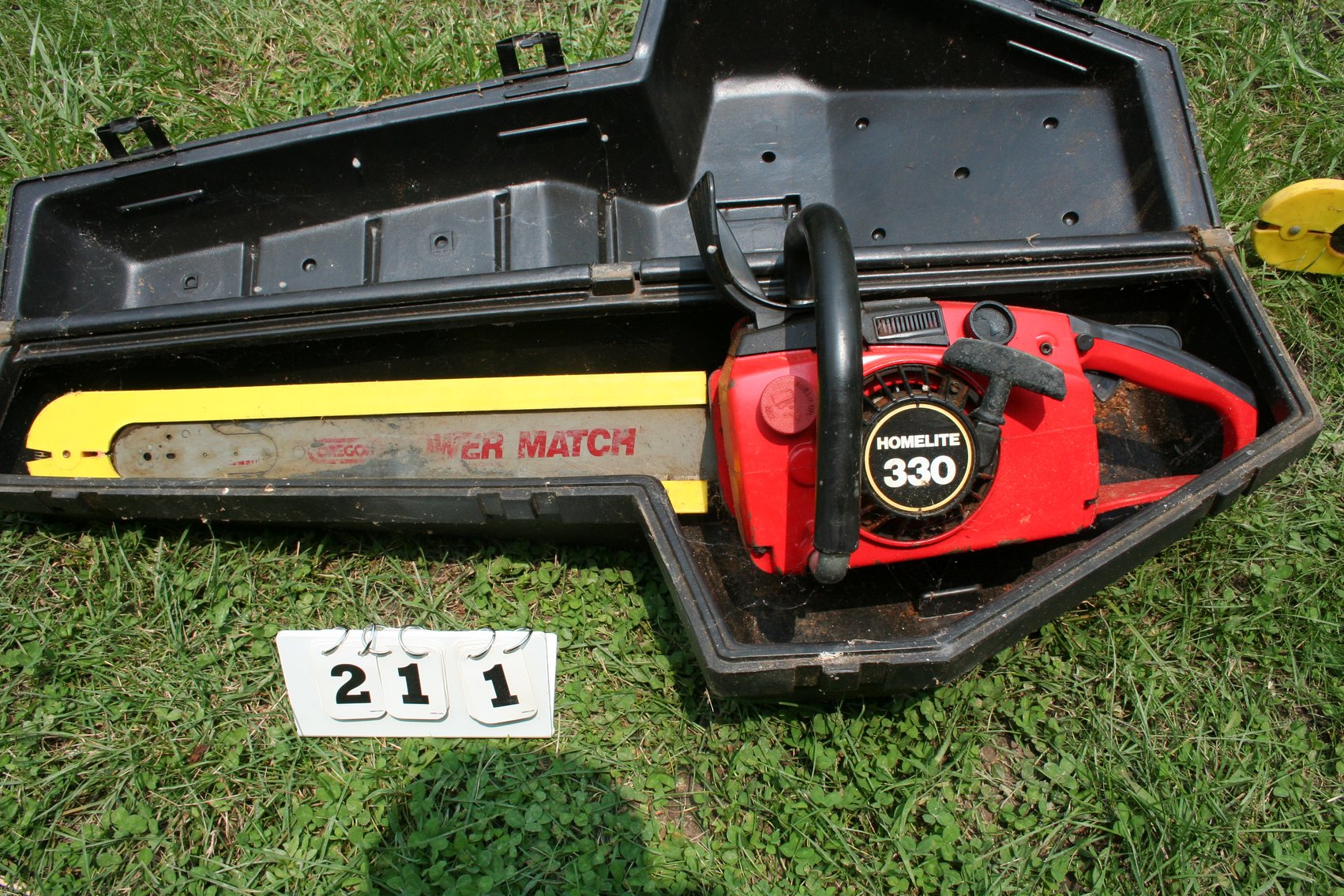 Image for Homelite 330 Chainsaw - Working