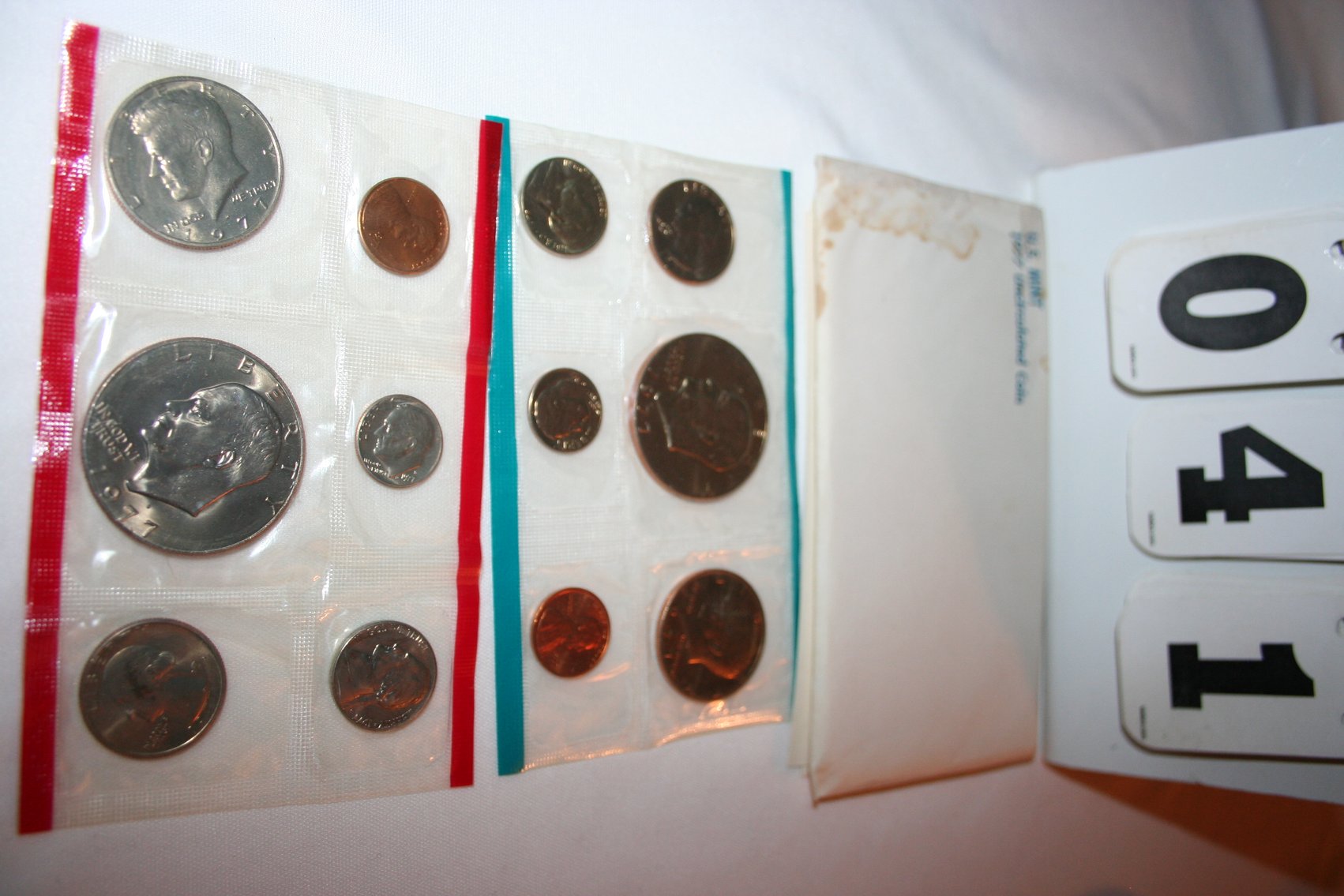 Image for 1977 Mint Set (2) (Uncirculated( (Denver / Philadelphia)