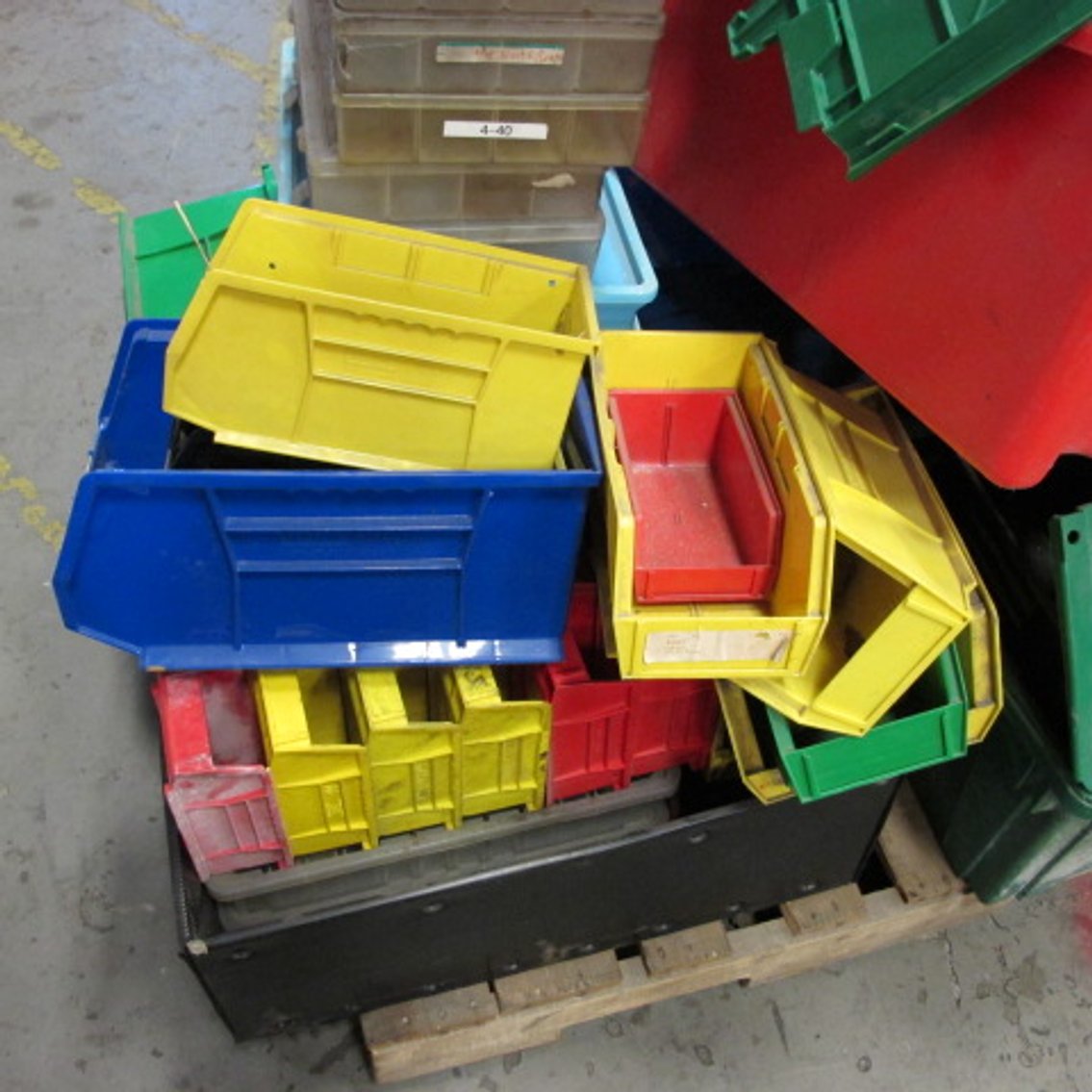 Image for Misc Pallets, Empty Plastic Containers