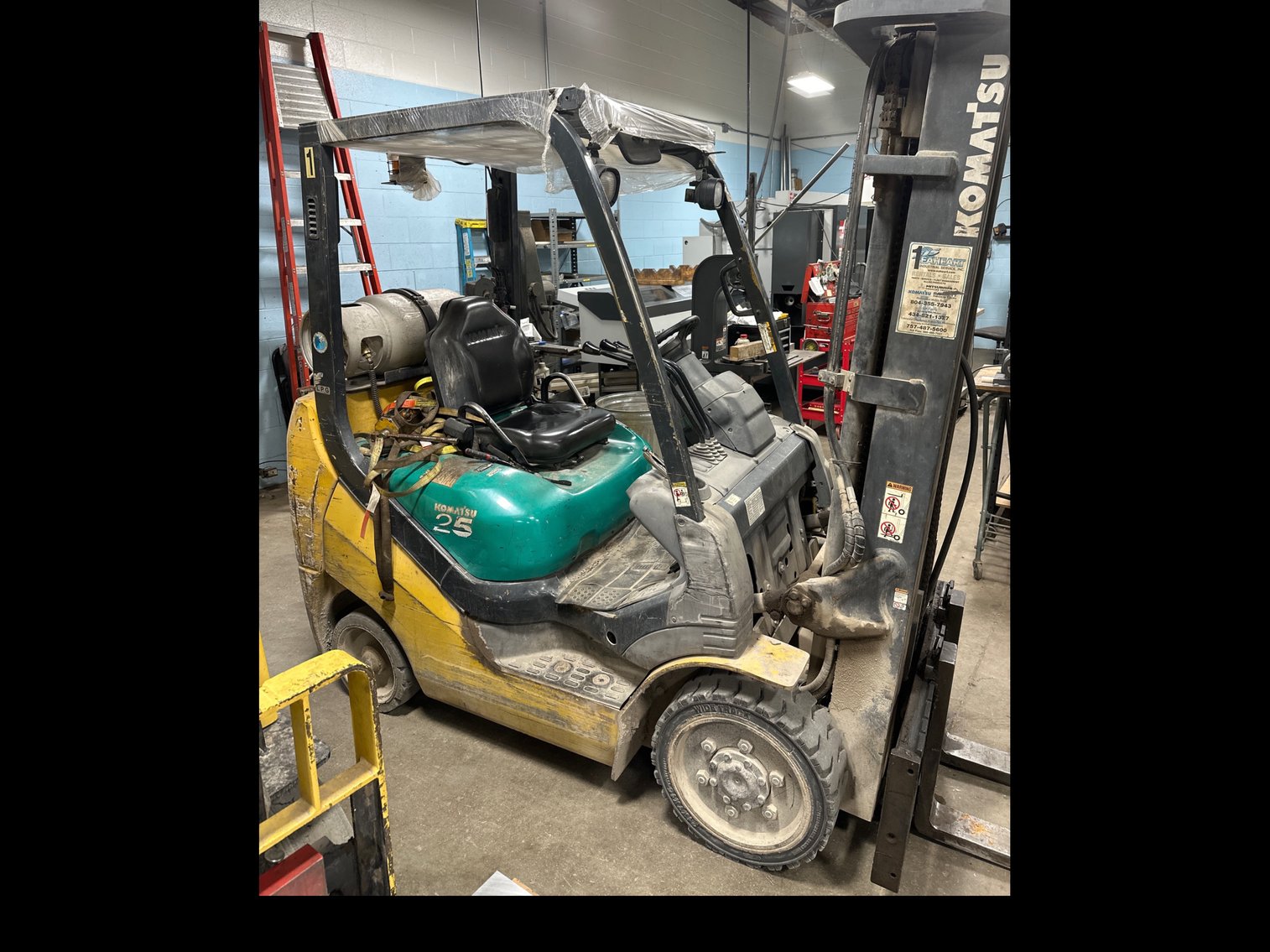 Image for 2007 Komatsu FG 25ST-16 Fork Truck