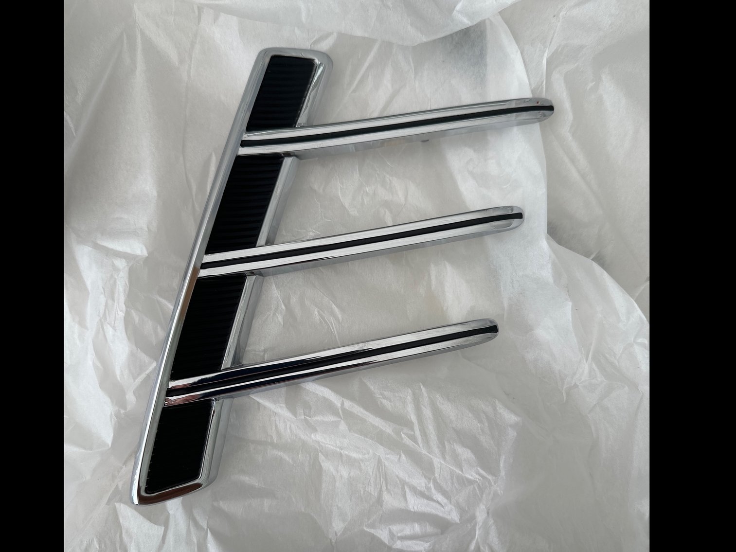 Image for Quarter Panel Ornament pair