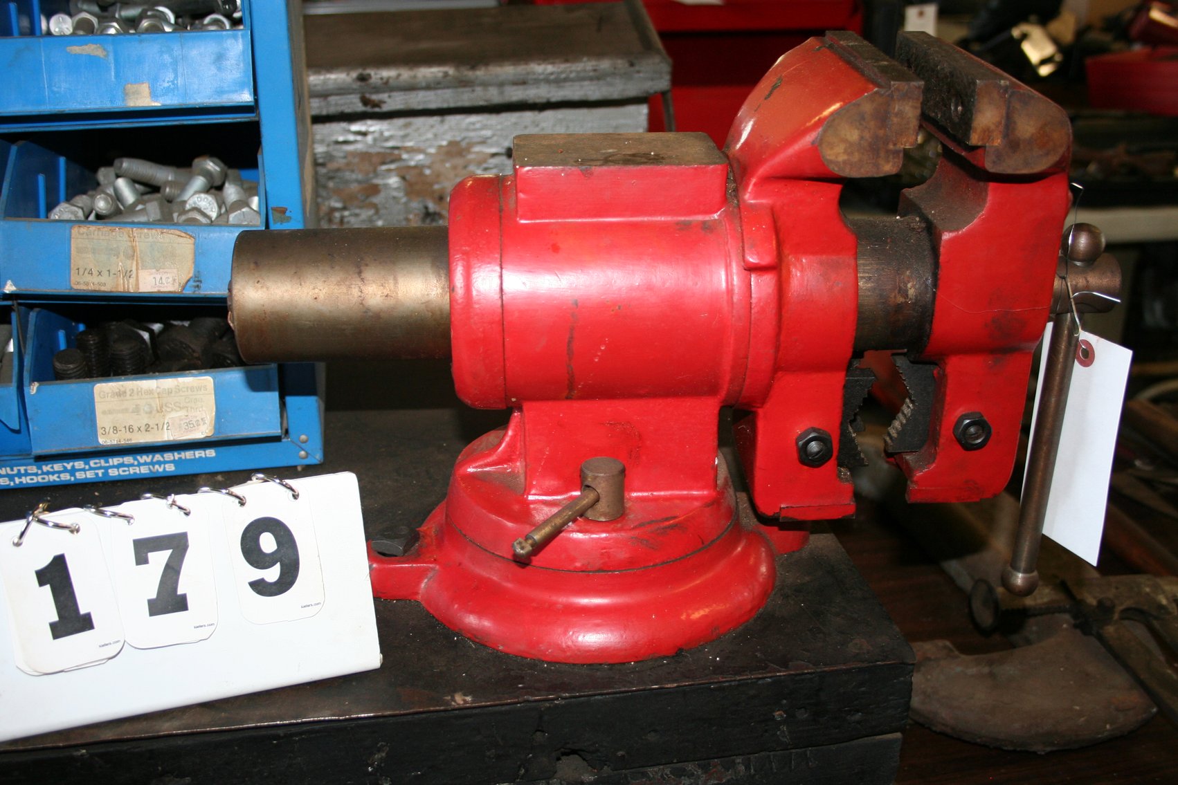 Image for Swivel Vise, Pipe Jaws