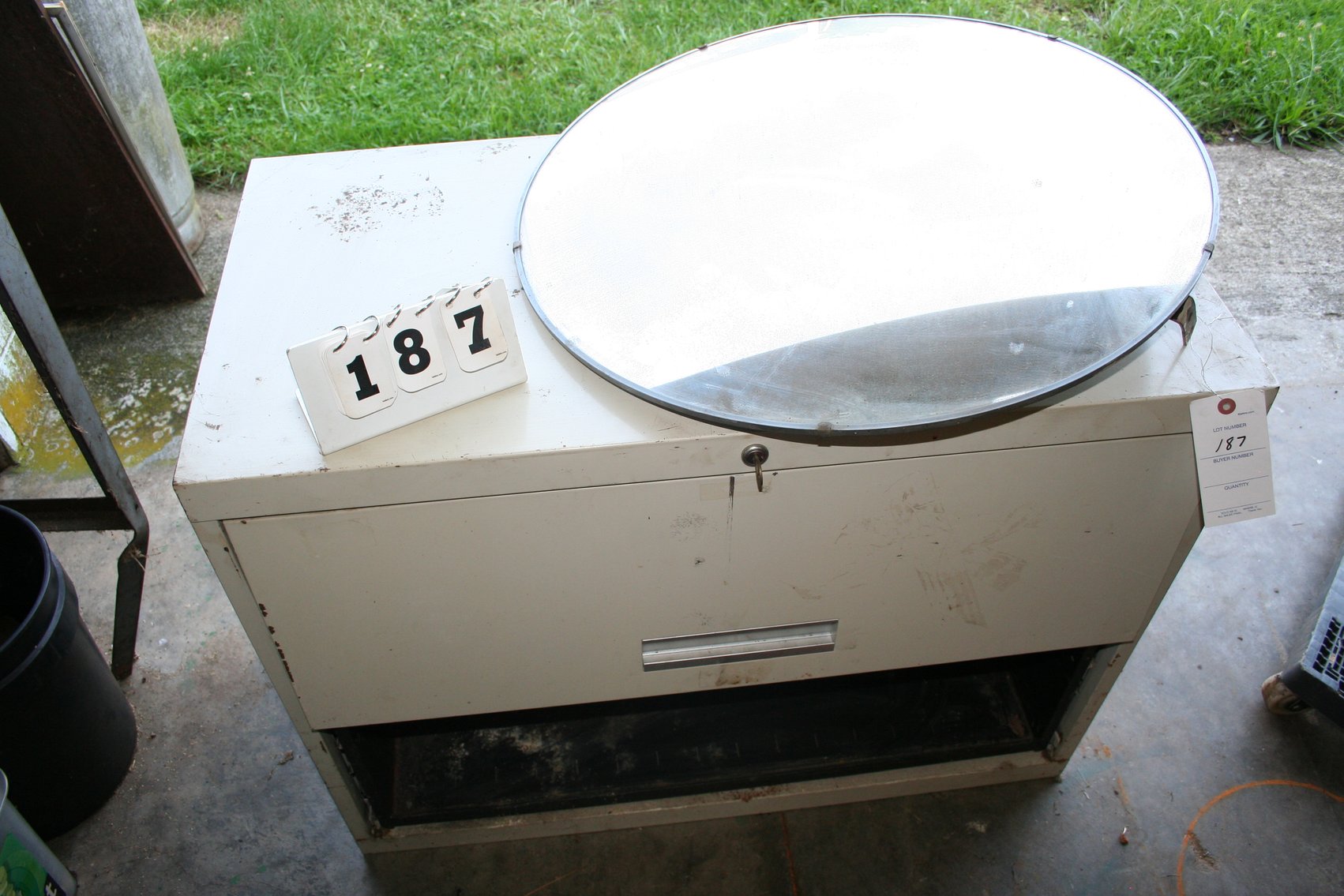 Image for Large Round Mirror / Metal Cabinet