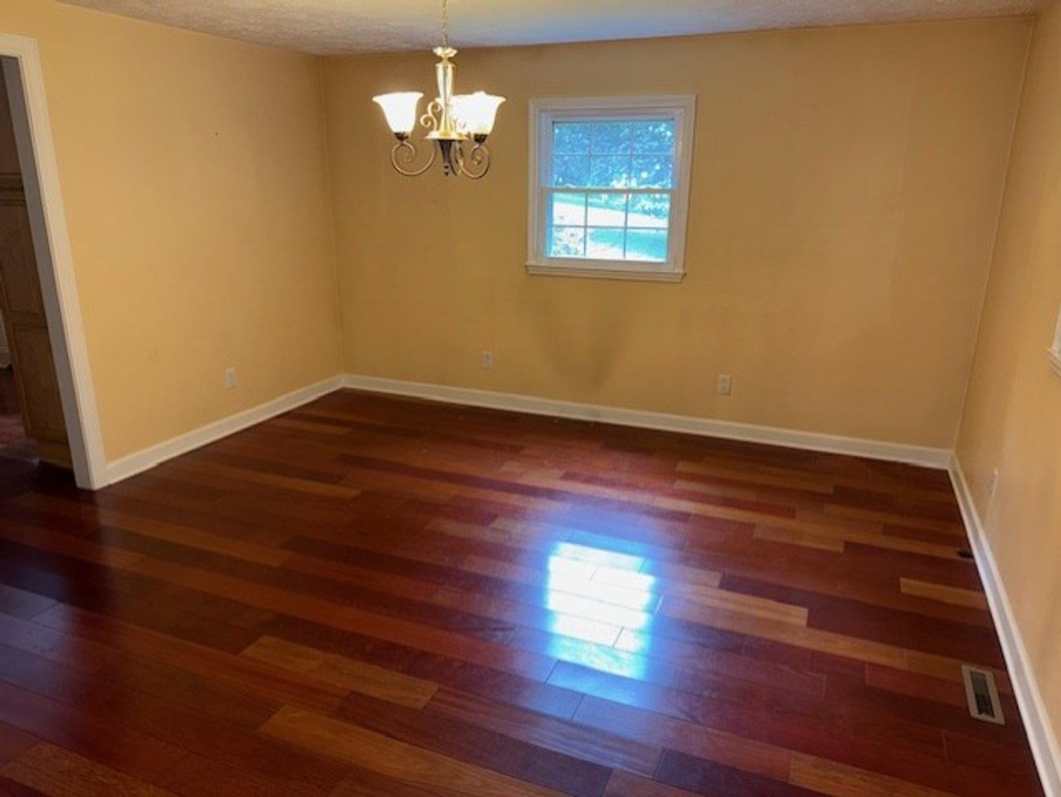 Image for 839 North Meadowlark Lane