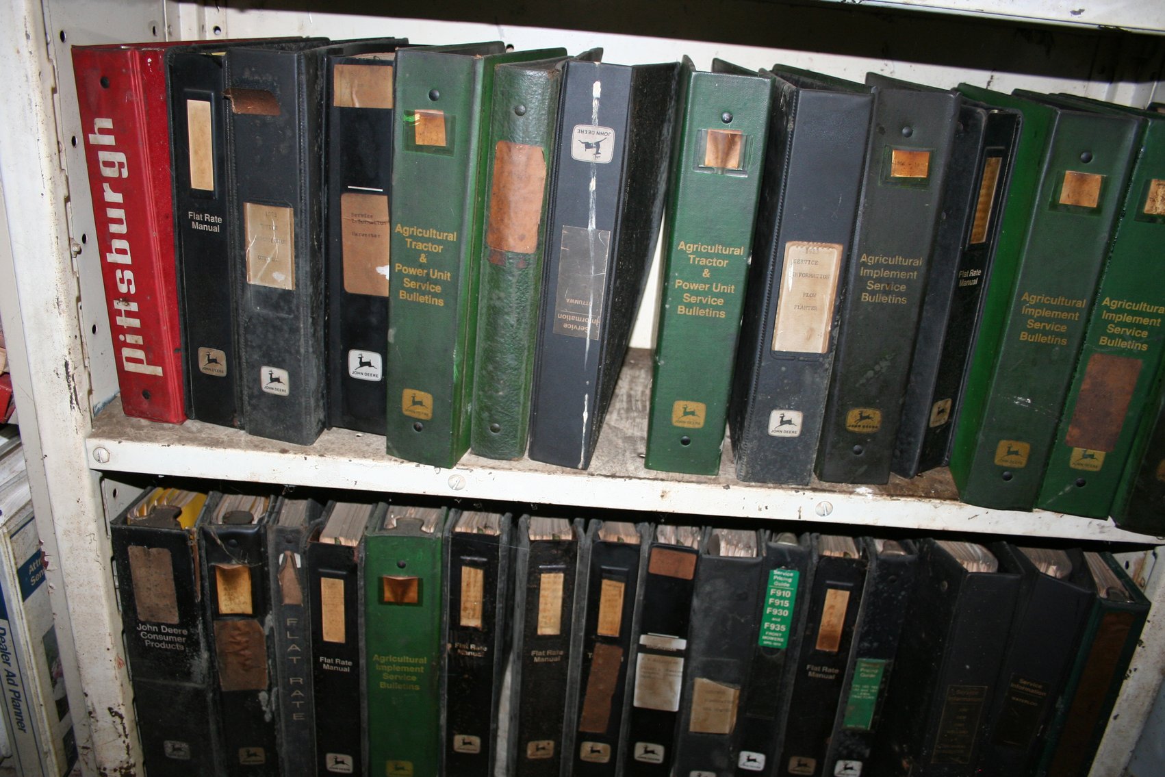 Image for John Deere Shop Manuels (Shelf Included)