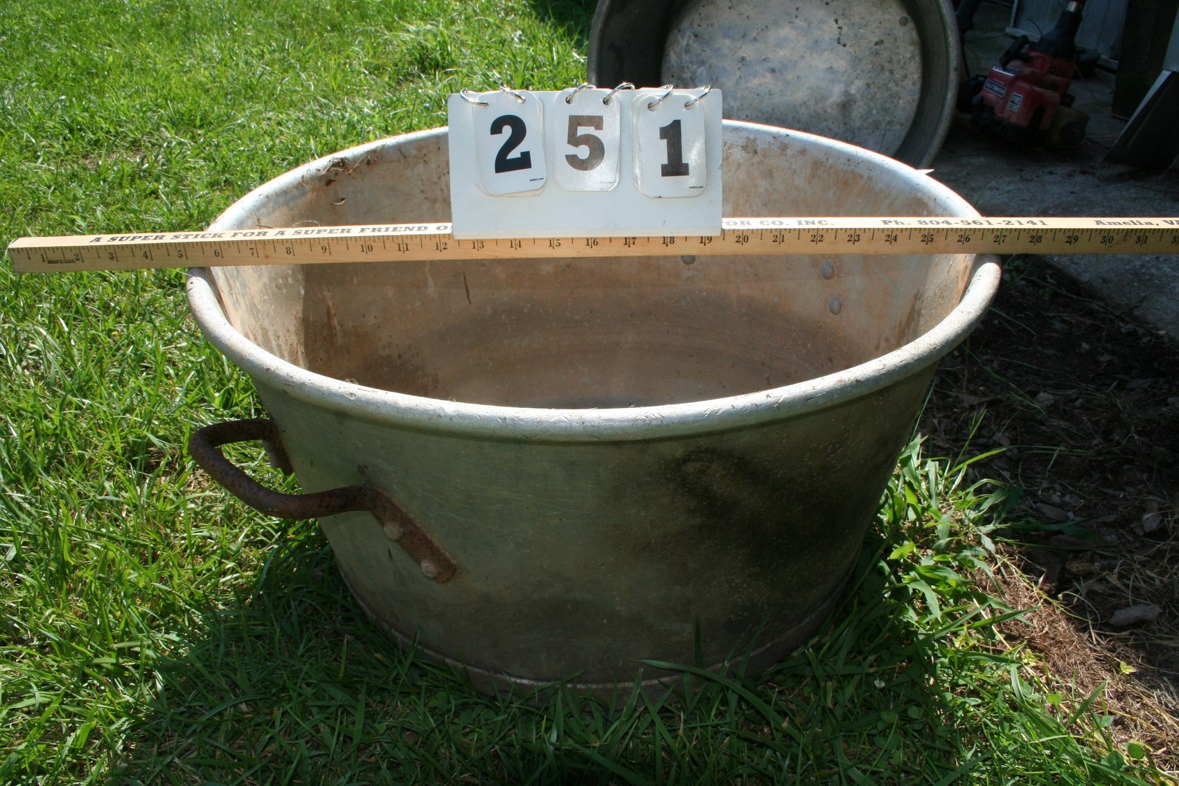 Image for Aluminum Tub Iron Handles 30 Gallon