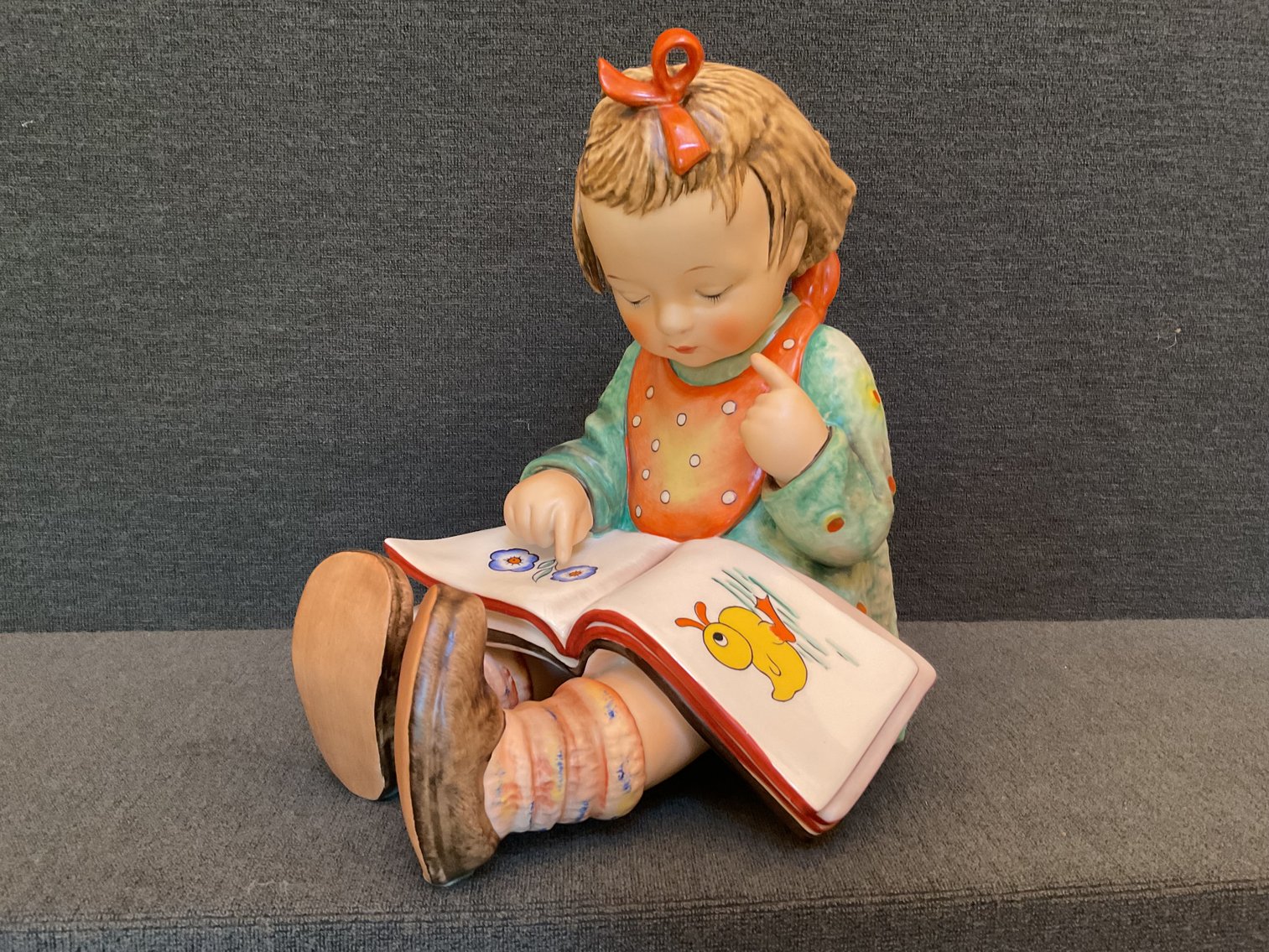 Image for Gobel Large Figurine “Bookworm”