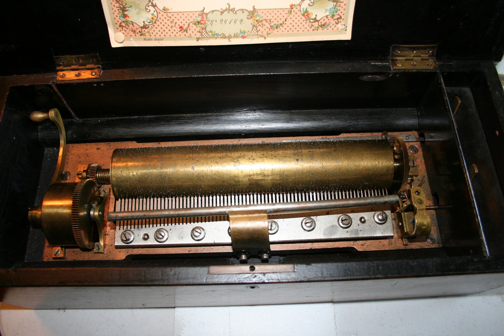 Image for JH Heller Cylinder Music Box Birds Eye Maple Case, Ratchet Wind