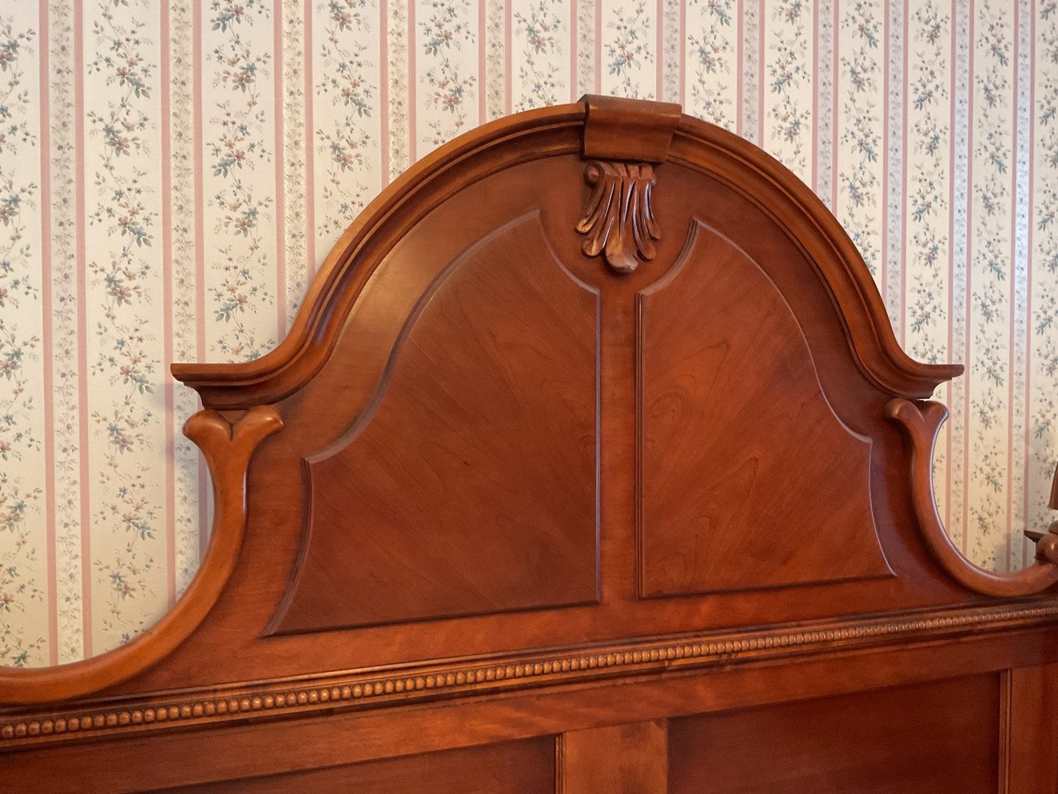 Image for Queen Bed by Lexington Furniture