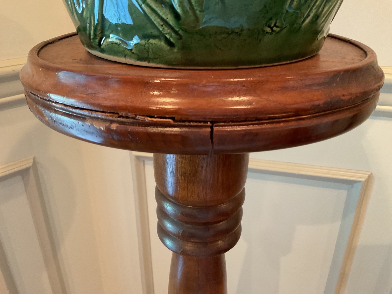 Image for Roseville Planter and Fern Stand w/ Ivy