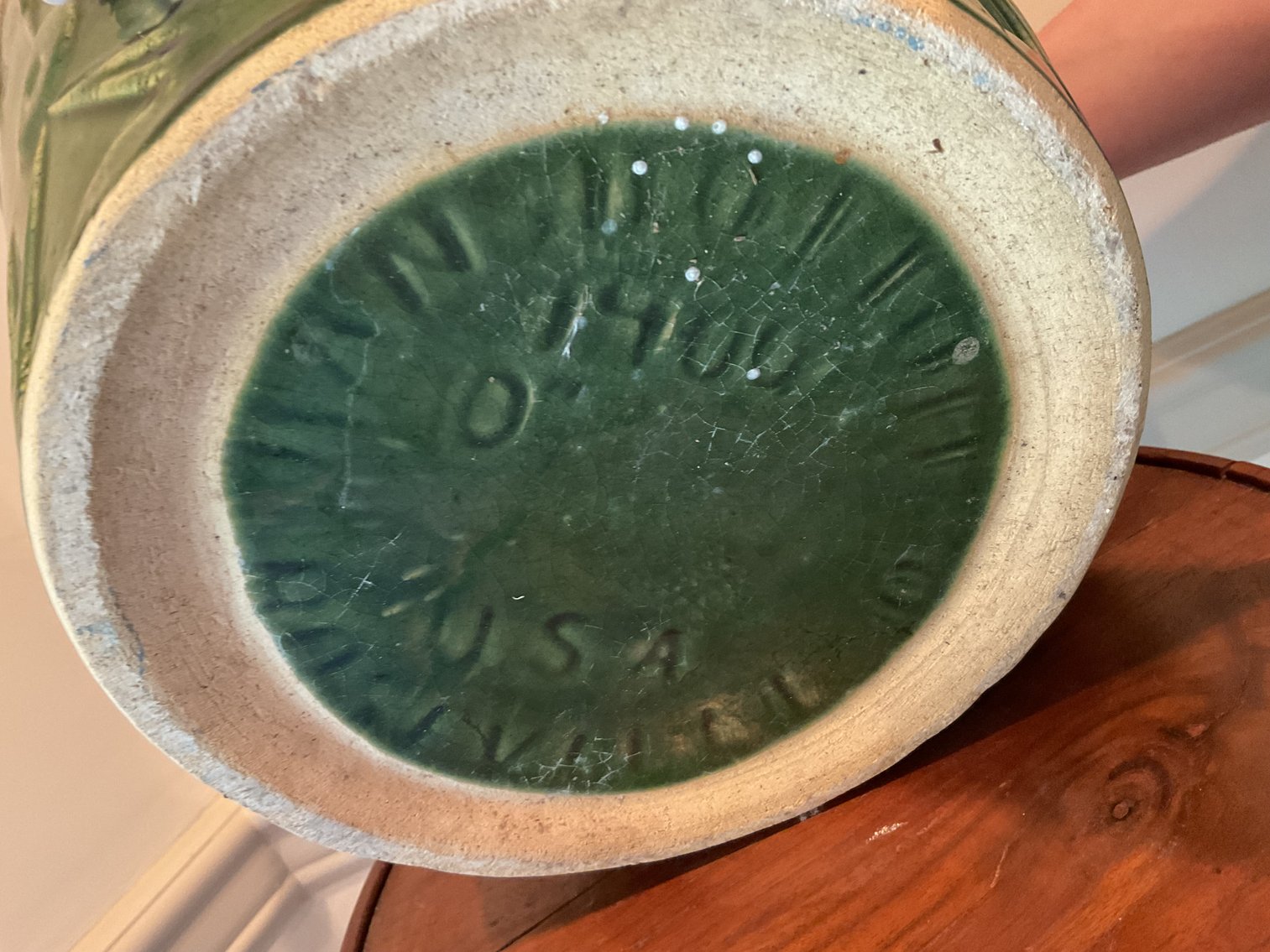 Image for Roseville Planter and Fern Stand w/ Ivy