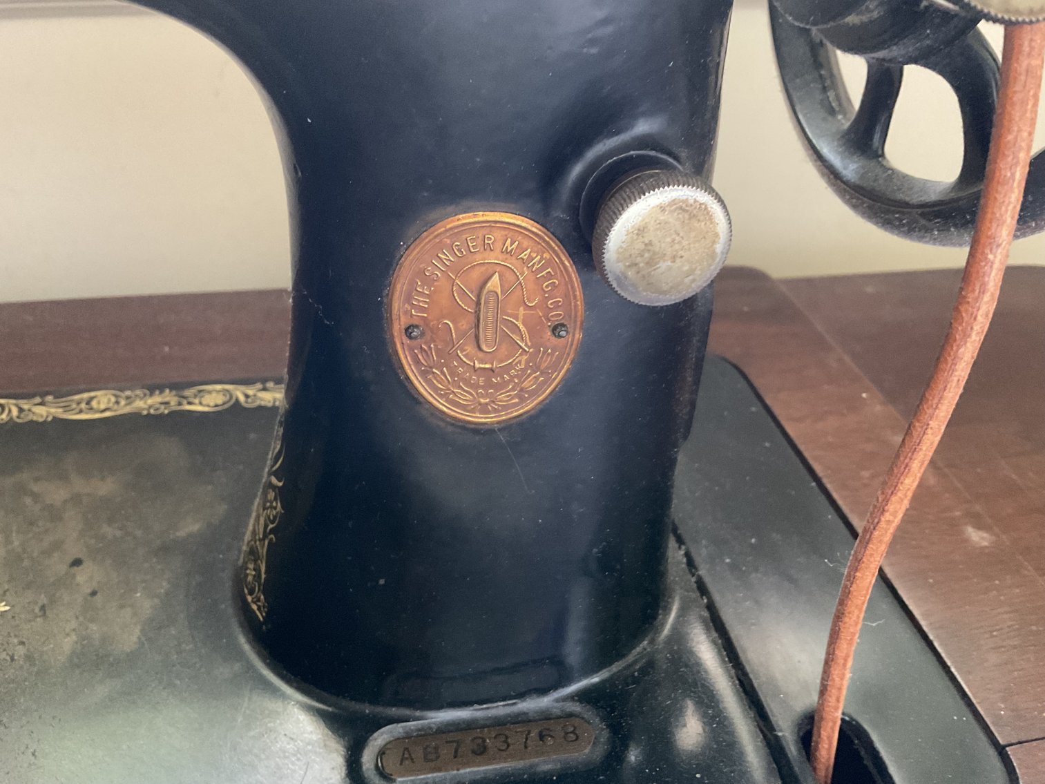 Image for Singer Treadle Sewing Machine on Cast Iron Stand