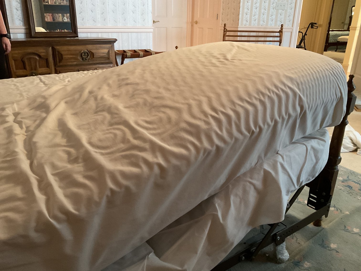 Image for Craftmatic Adjustable Bed on American Furniture Frame