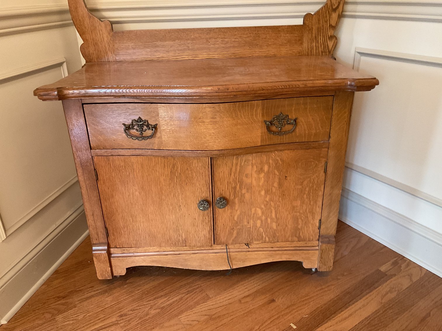 Image for Antique Oak Wash Stand