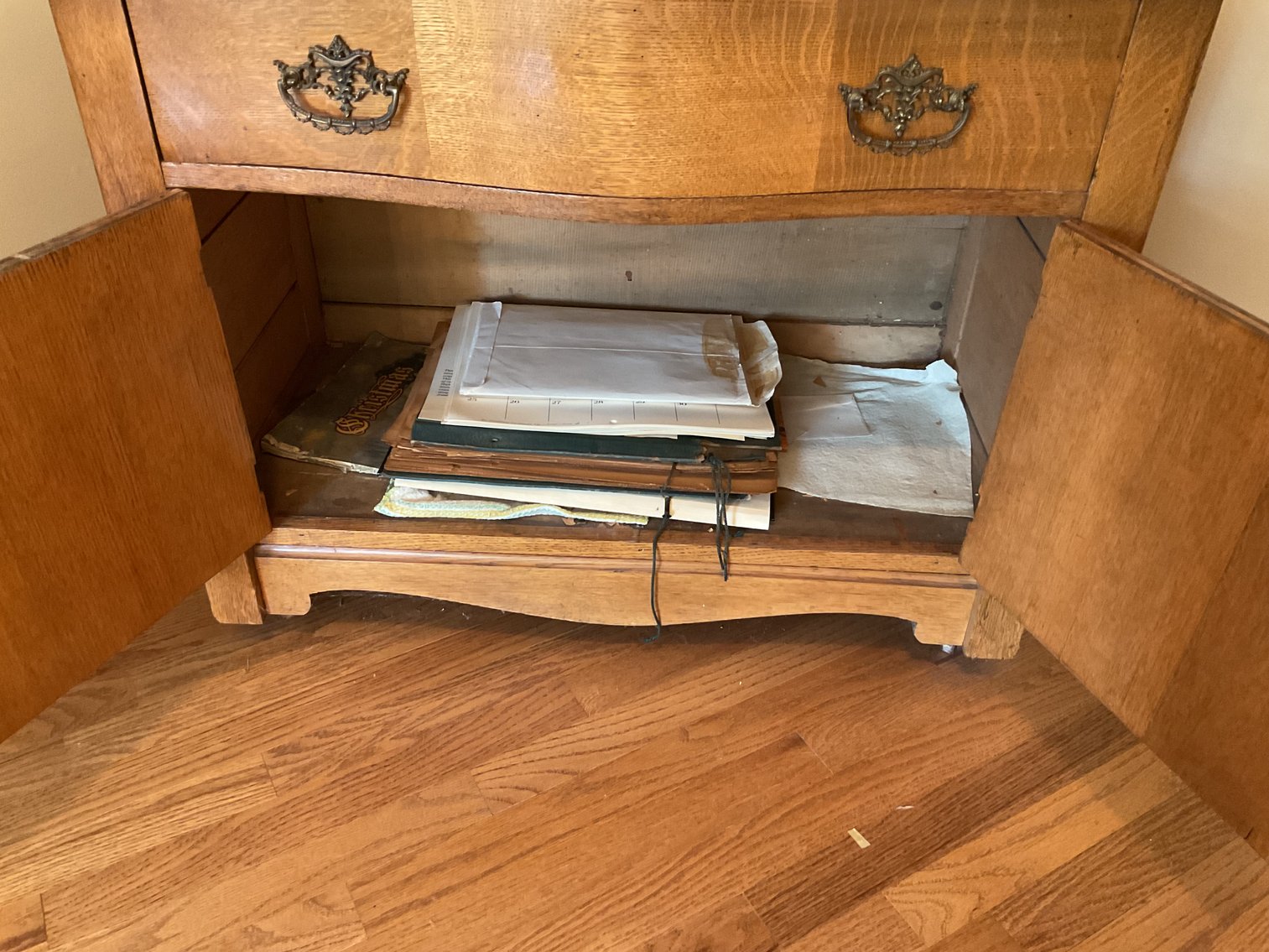 Image for Antique Oak Wash Stand