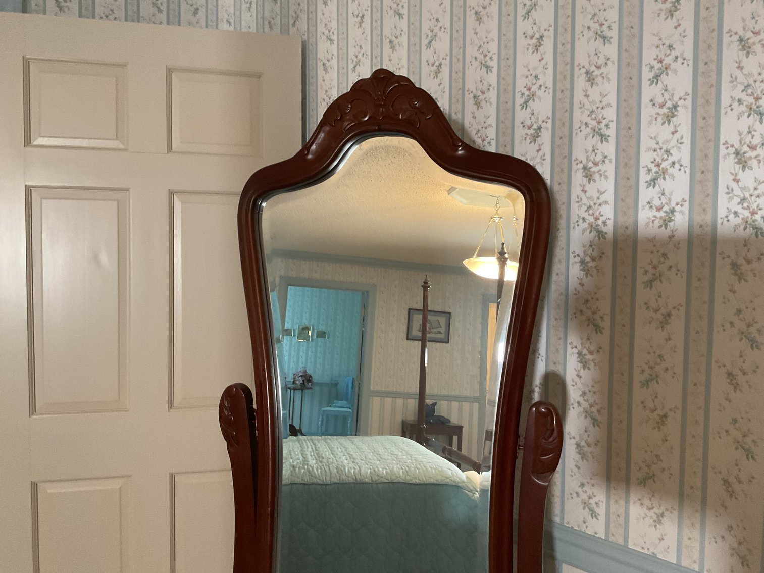 Image for Mirror on Stand