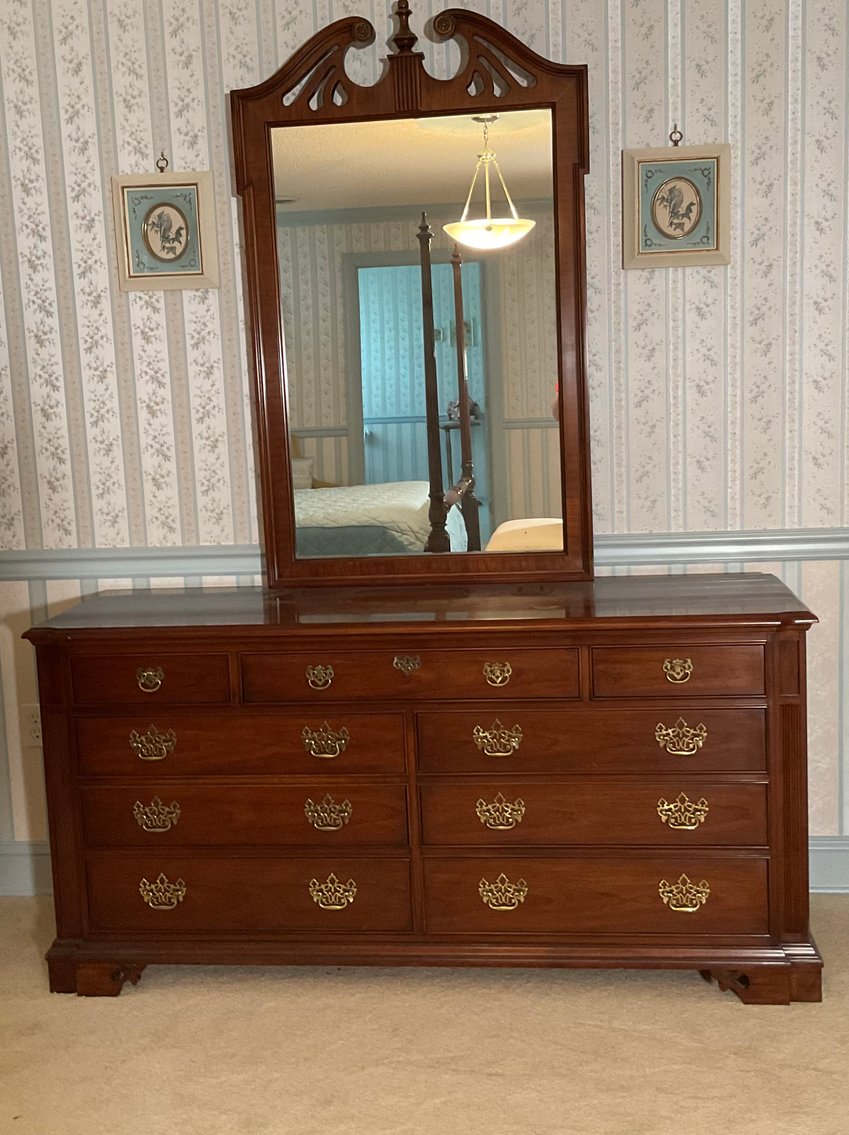 Image for Thomasville Dresser