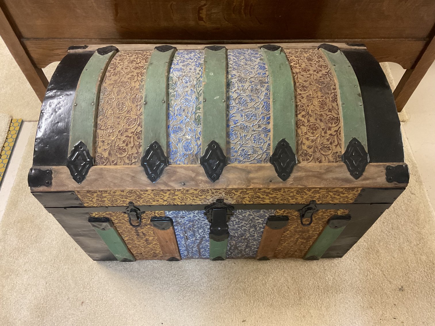 Image for Camel Back Trunk