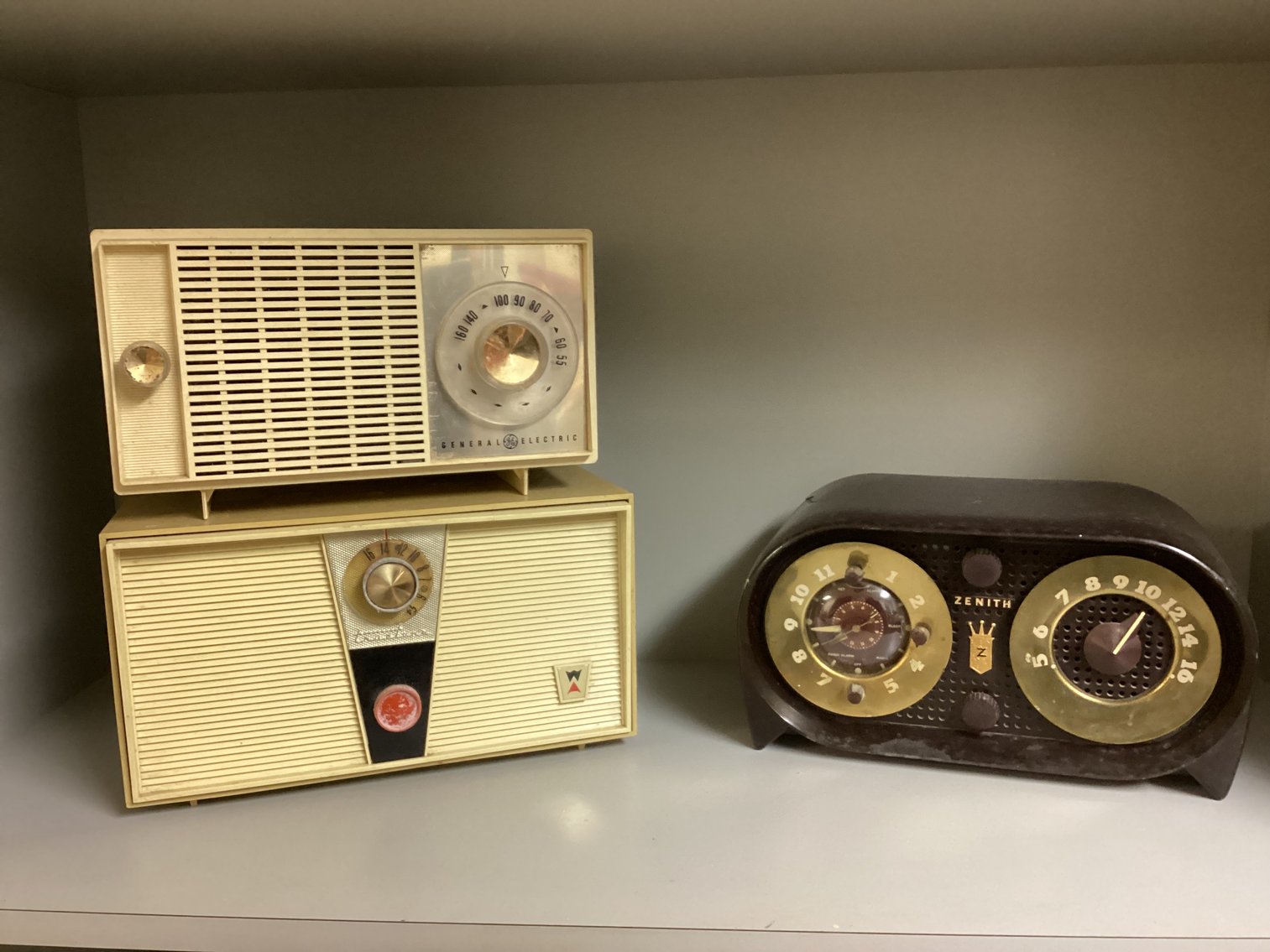 Image for Vintage Radios - Lot of 3