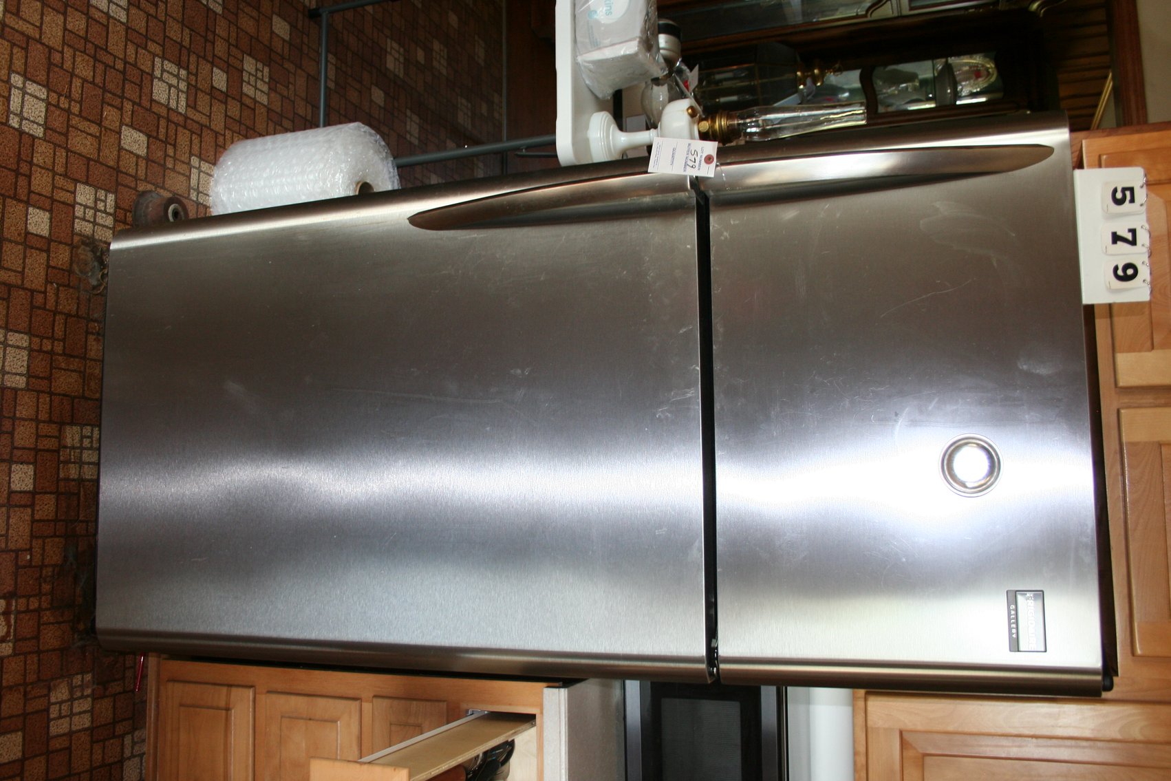 Image for Frigidaire Gallery Refrigerator (Working)