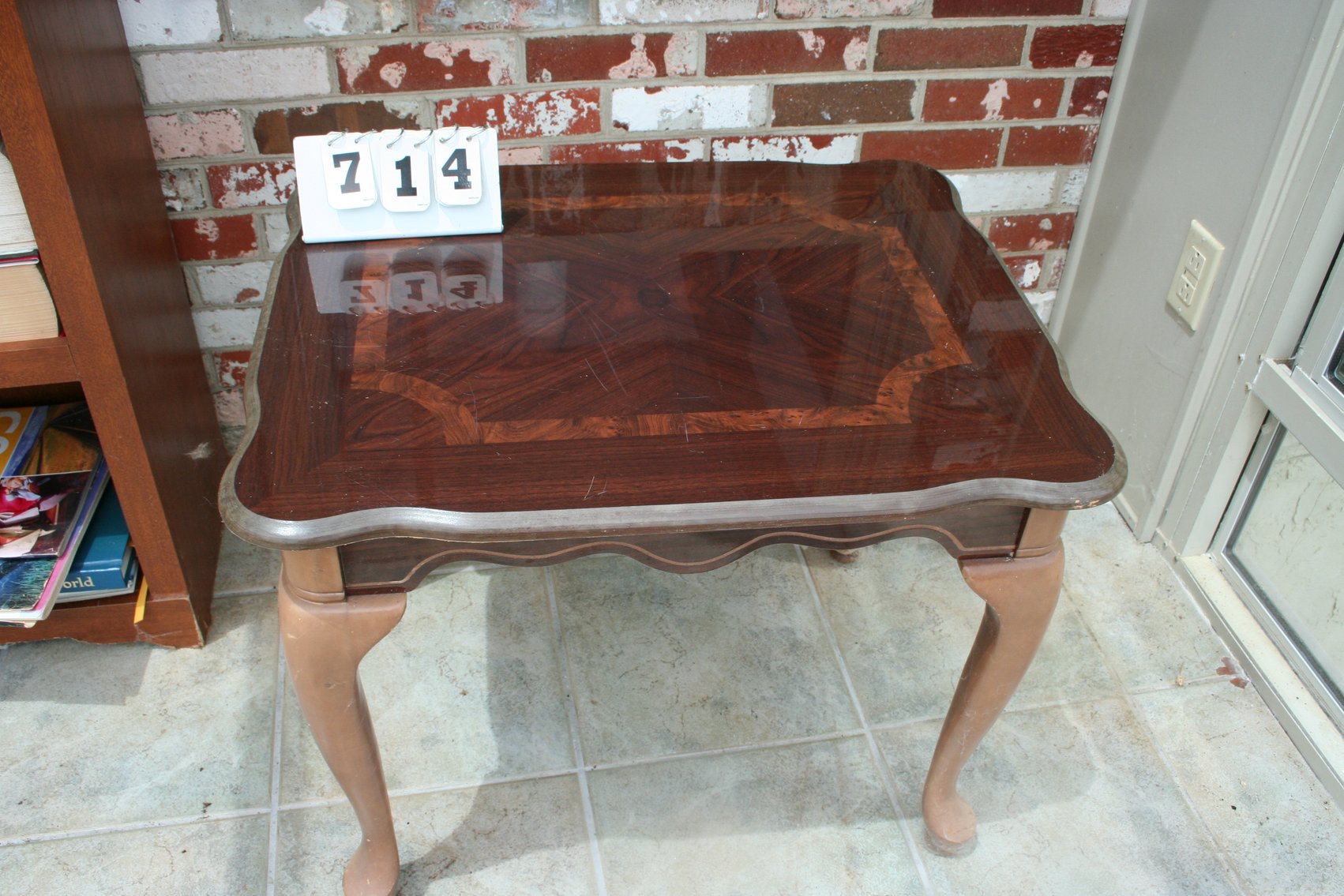 Image for End Table Enlayed