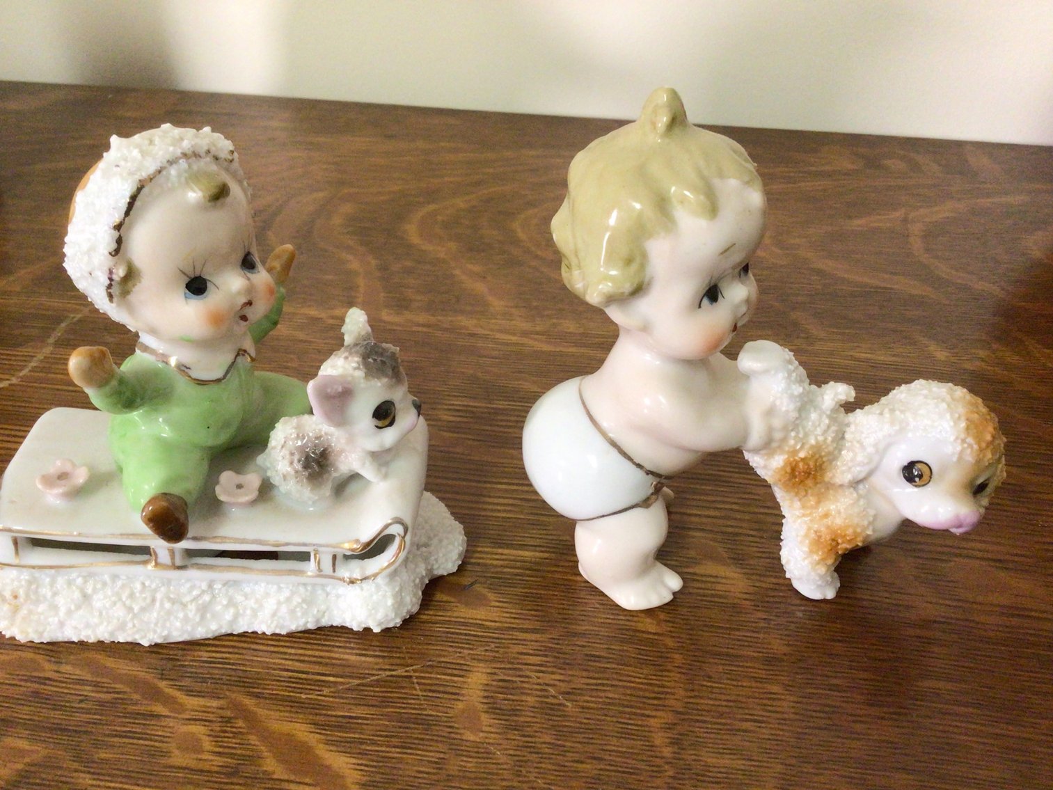 Image for Figurine Lot, Covered Compote and Vase