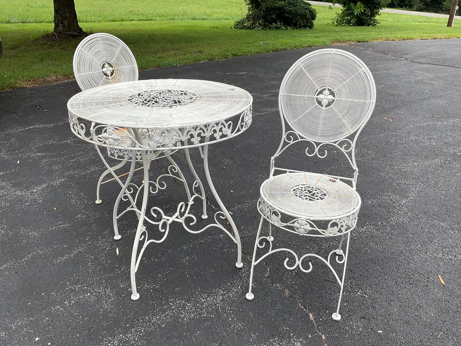 Image for Vintage Metal Folding Bistro Table & Chairs