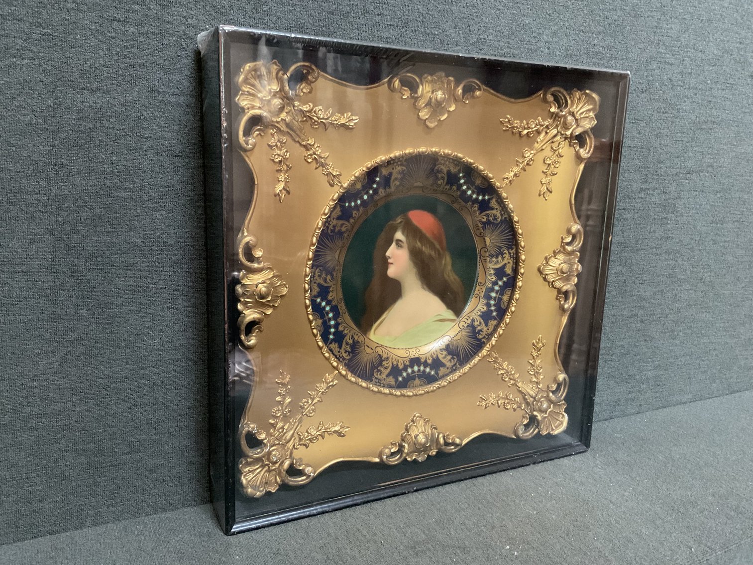 Image for Early Coca-Cola Advertising Plate - Mint! Coca-Cola Girls