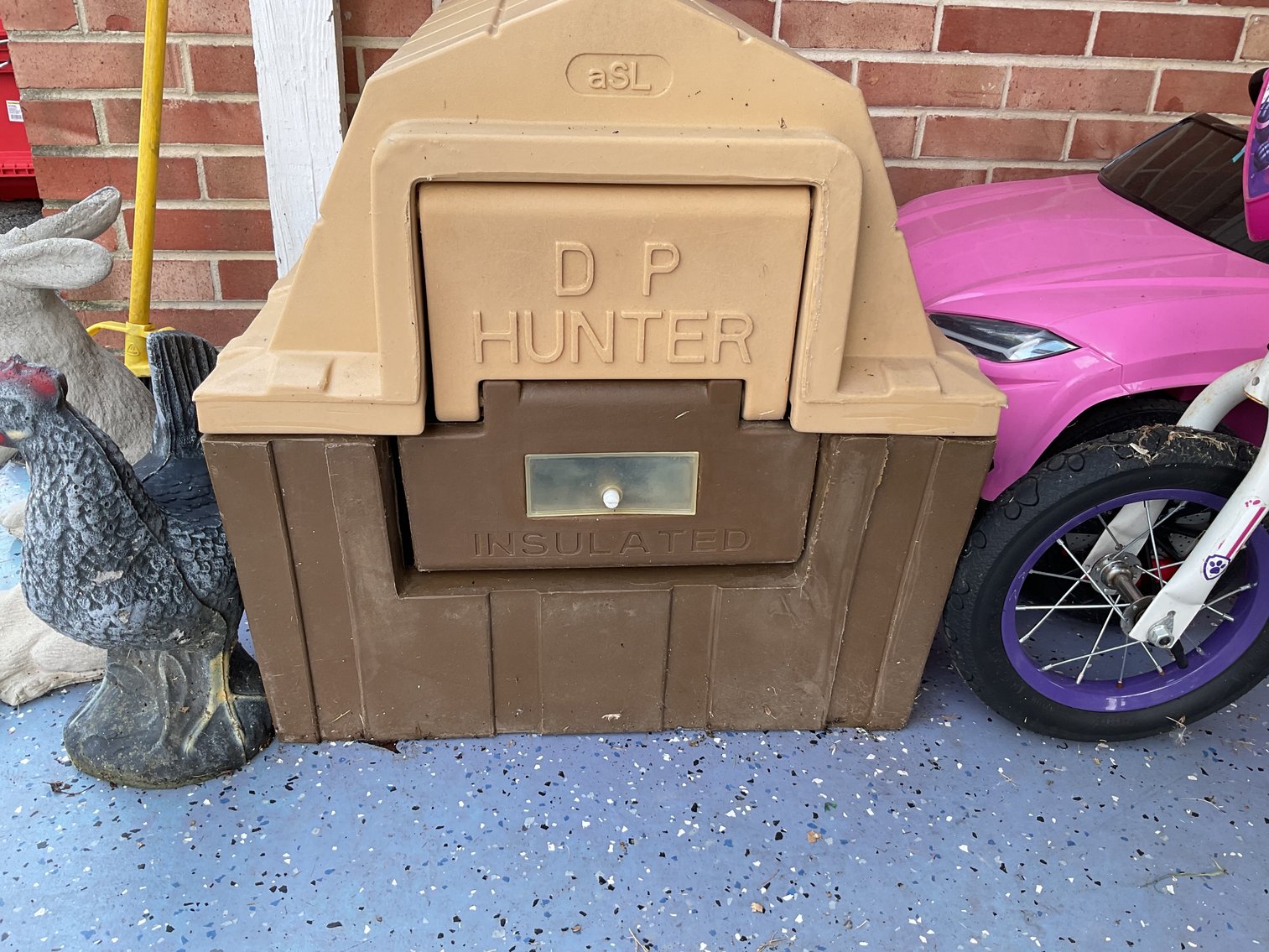 Image for Insulated Dog House