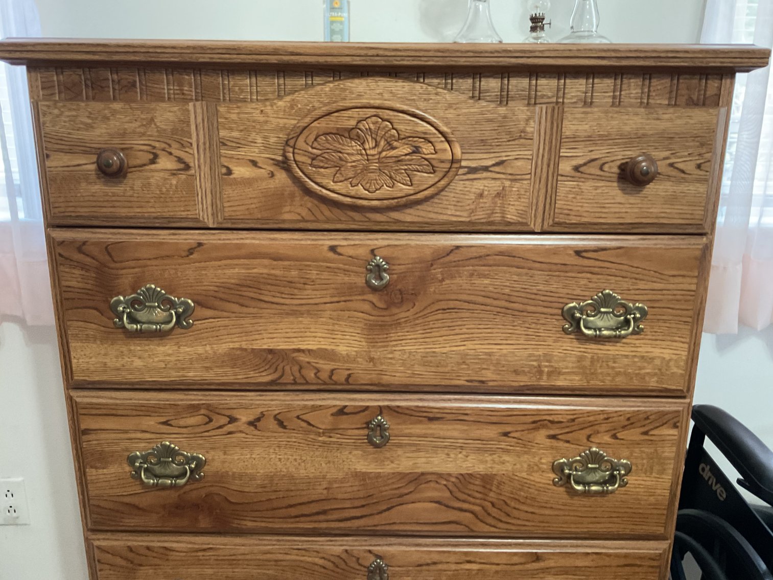 Image for Oak Chest of Drawers