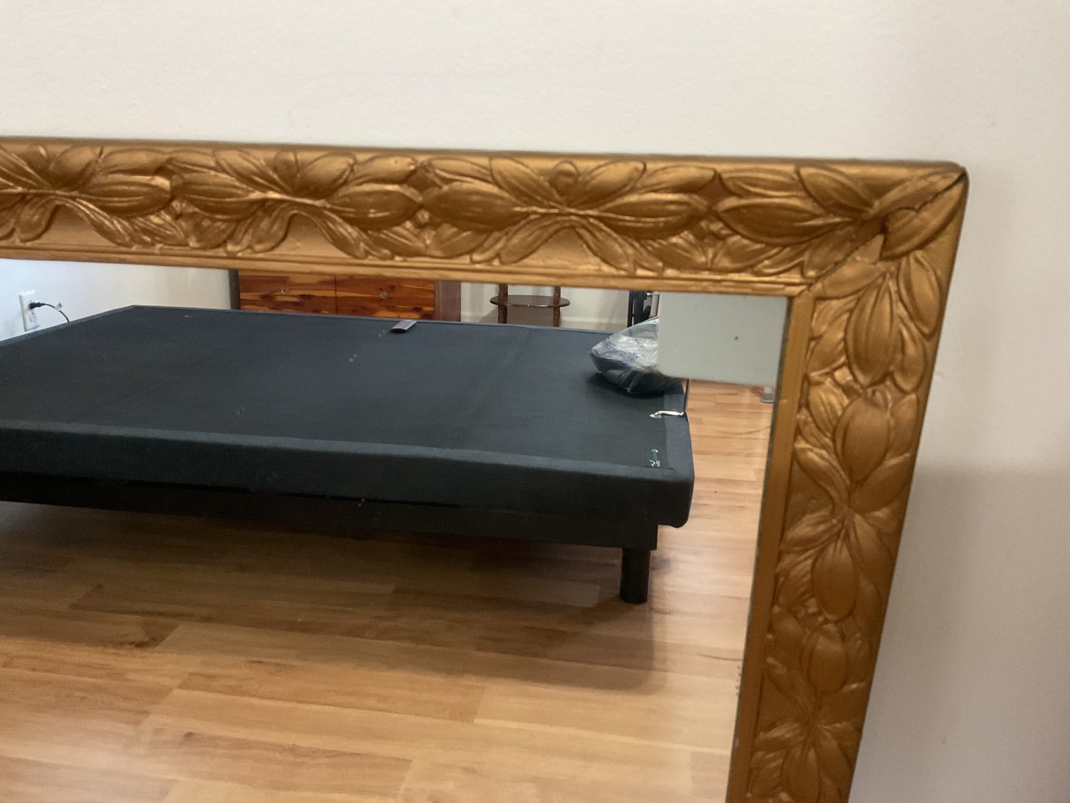 Image for Mirror in Gold Frame