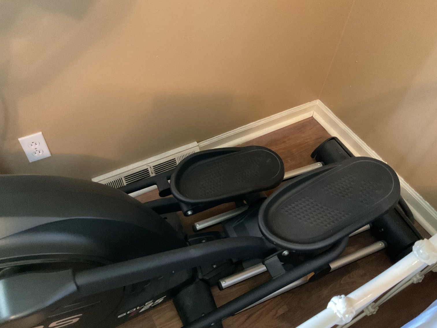 Image for Sole Fitness E25 Elliptical Trainer