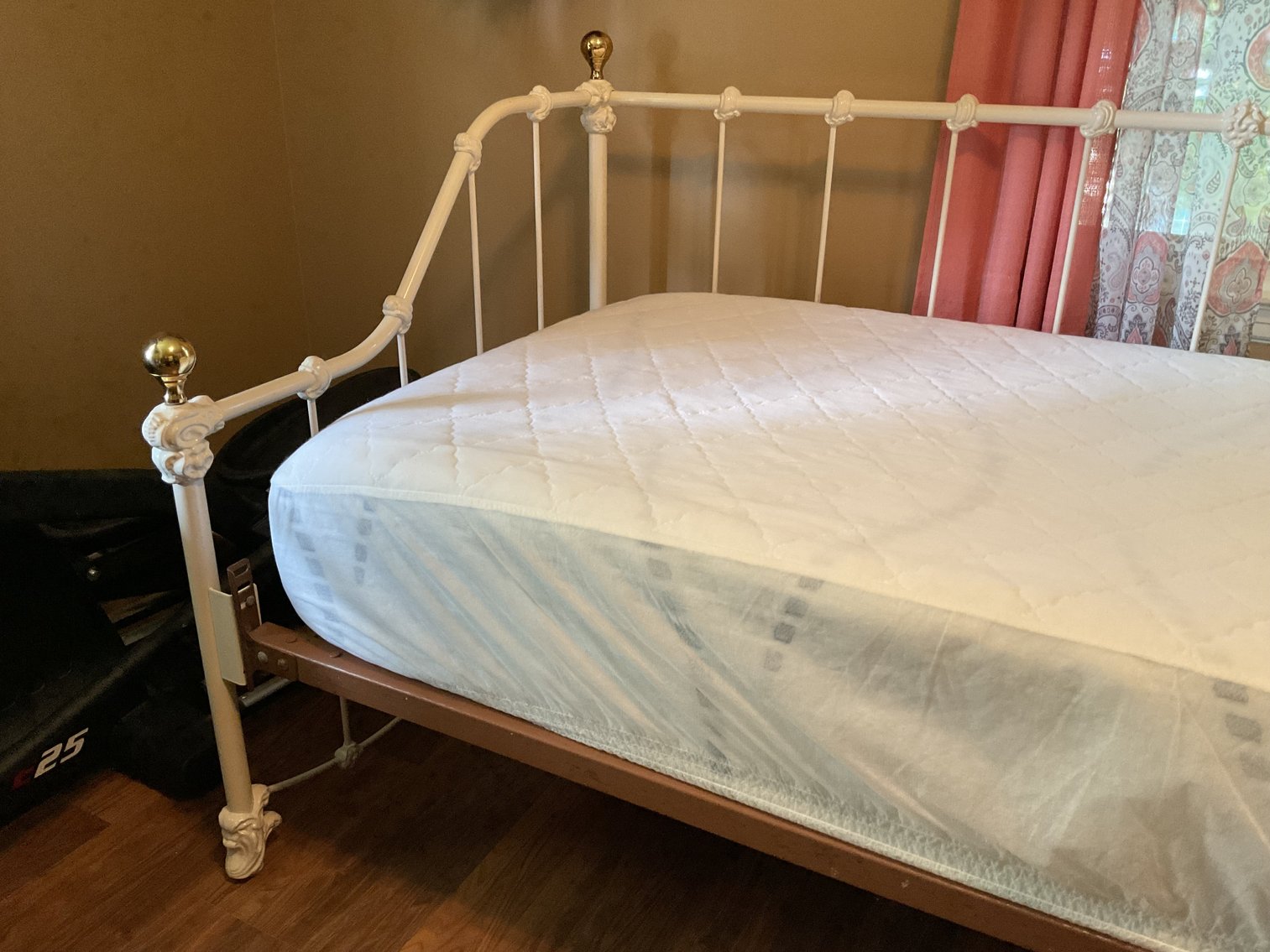 Image for Metal Frame Day Bed