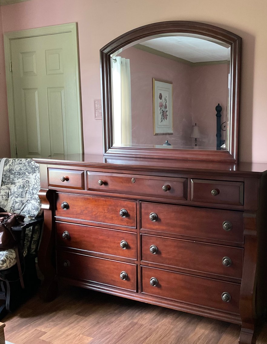 Image for Huge Dresser from Kathy Ireland Home by Vaughn